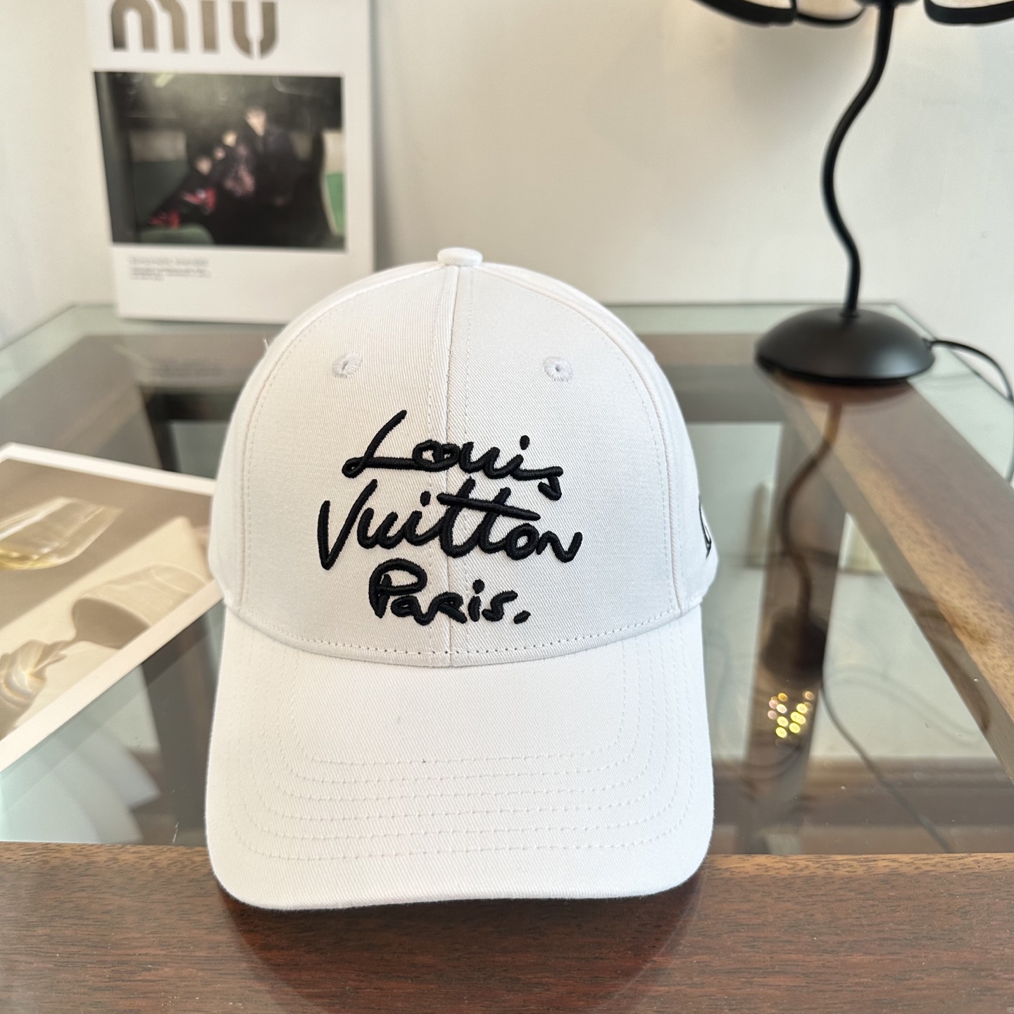 🧢路易威登棒球帽 LouisVuitton😍新款LV棒球帽，重工打造♥️高端大气，百搭款🤗男女通用！