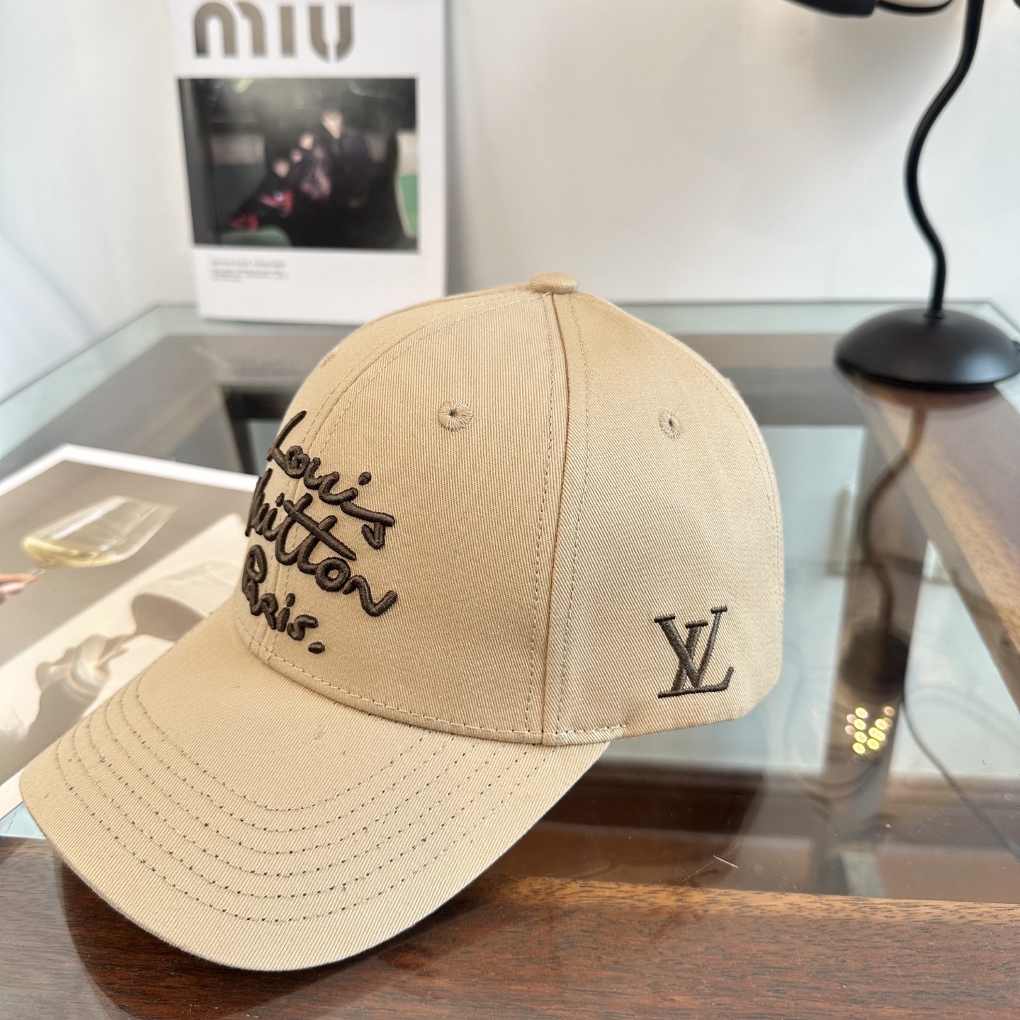 🧢路易威登棒球帽 LouisVuitton😍新款LV棒球帽，重工打造♥️高端大气，百搭款🤗男女通用！