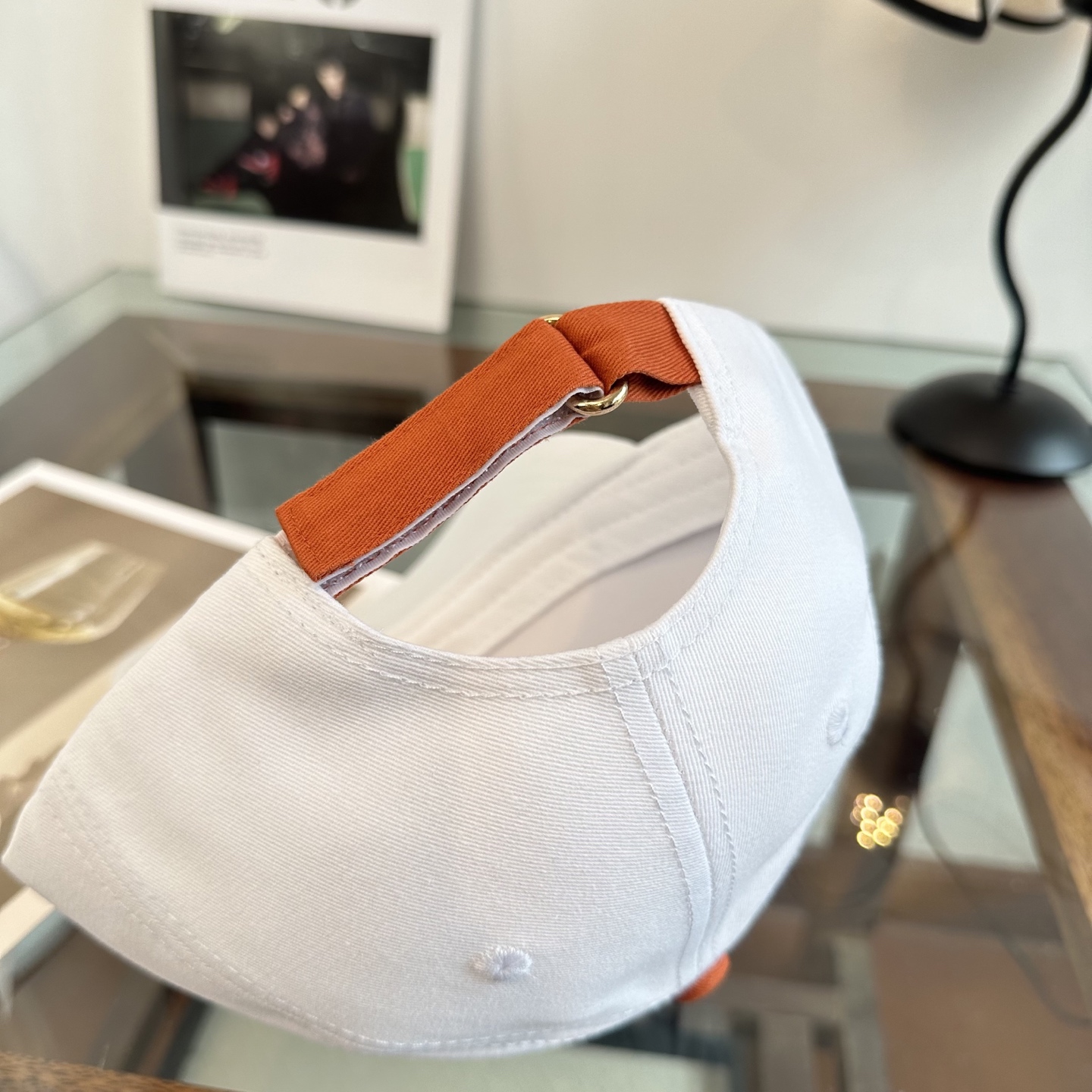 HERMÈS (爱马仕)最新款原单棒球帽 正品开模订制，做工细致，时尚帅气质量超赞！