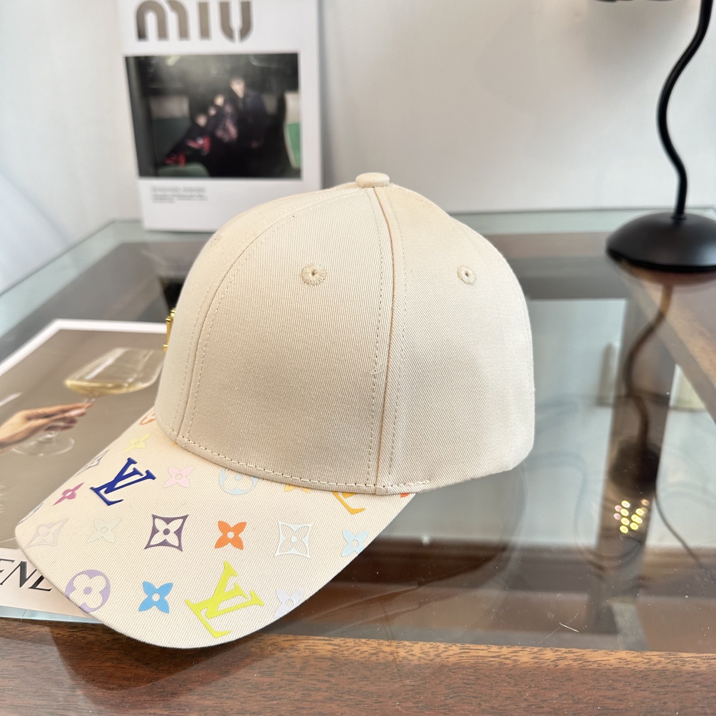 🧢路易威登棒球帽 LouisVuitton😍新款LV棒球帽，重工打造♥️高端大气，百搭款🤗男女通用！