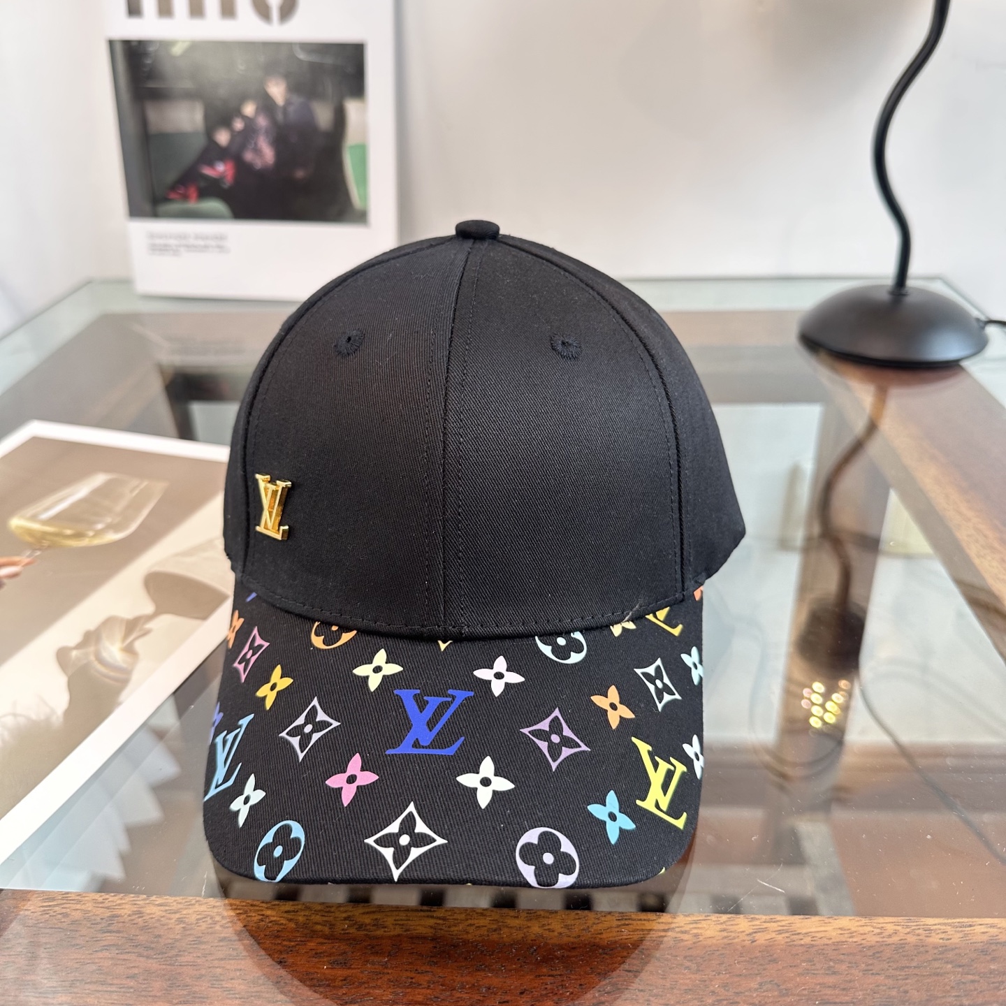 🧢路易威登棒球帽 LouisVuitton😍新款LV棒球帽，重工打造♥️高端大气，百搭款🤗男女通用！