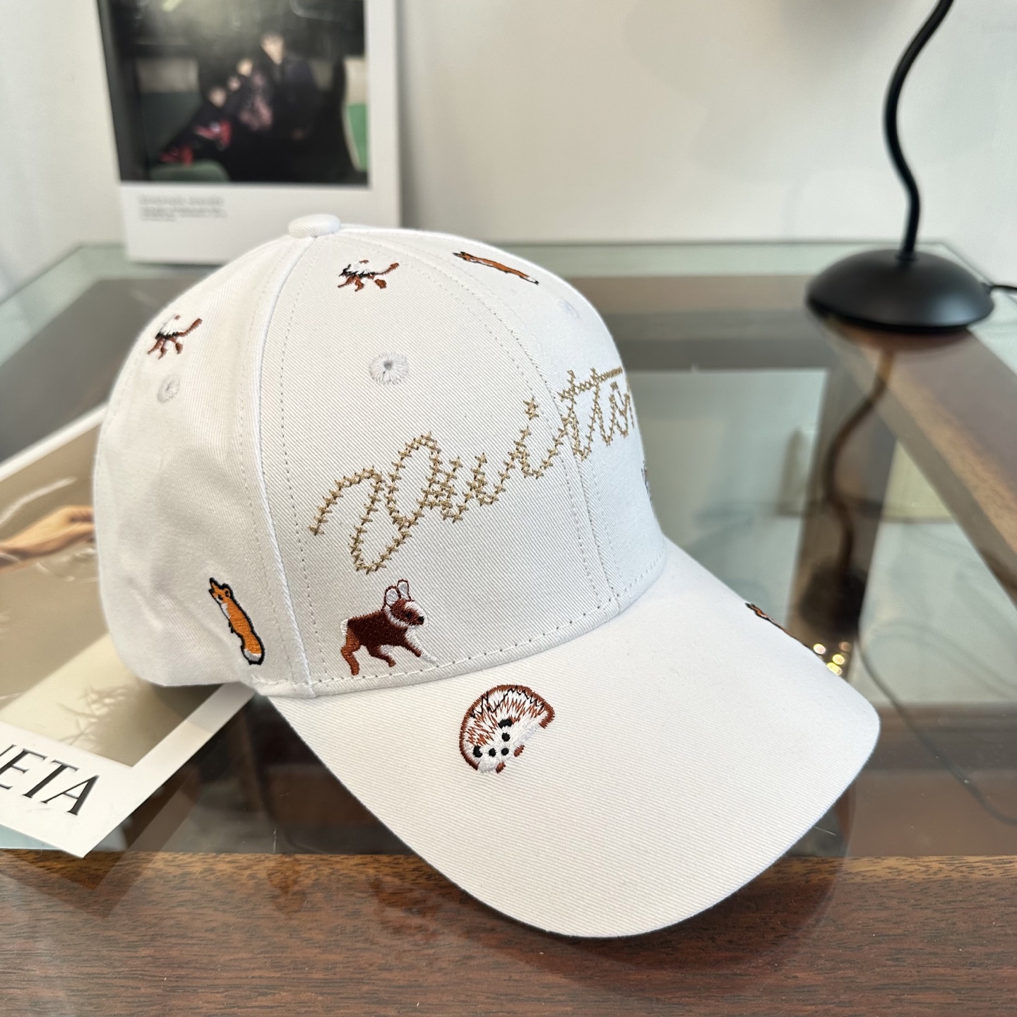 🧢路易威登棒球帽 LouisVuitton😍新款LV棒球帽，重工打造♥️高端大气，百搭款🤗男女通用！