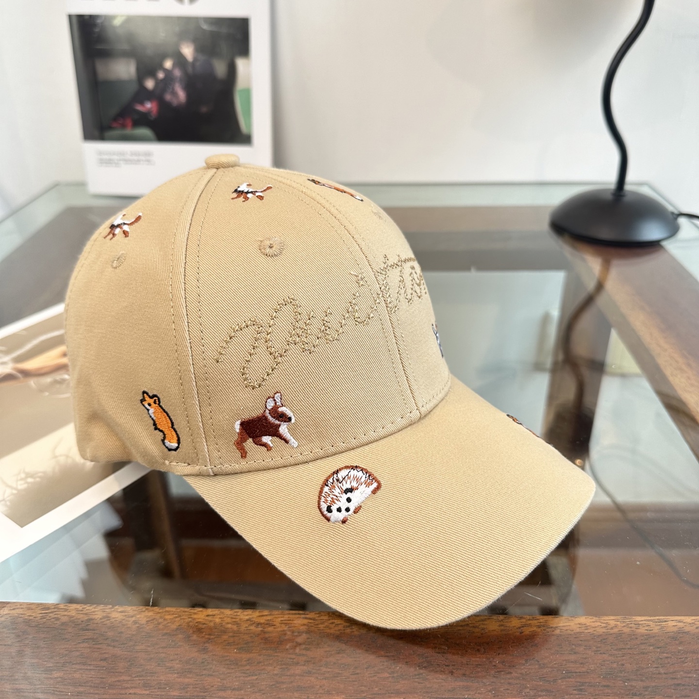 🧢路易威登棒球帽 LouisVuitton😍新款LV棒球帽，重工打造♥️高端大气，百搭款🤗男女通用！