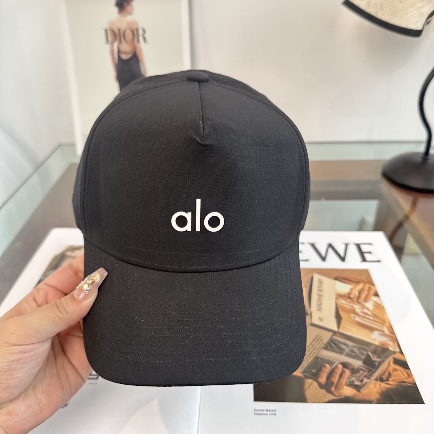 Alo 🔥爆款 新款棒球帽定制面料，简约时尚更透气，超火爆现货秒发