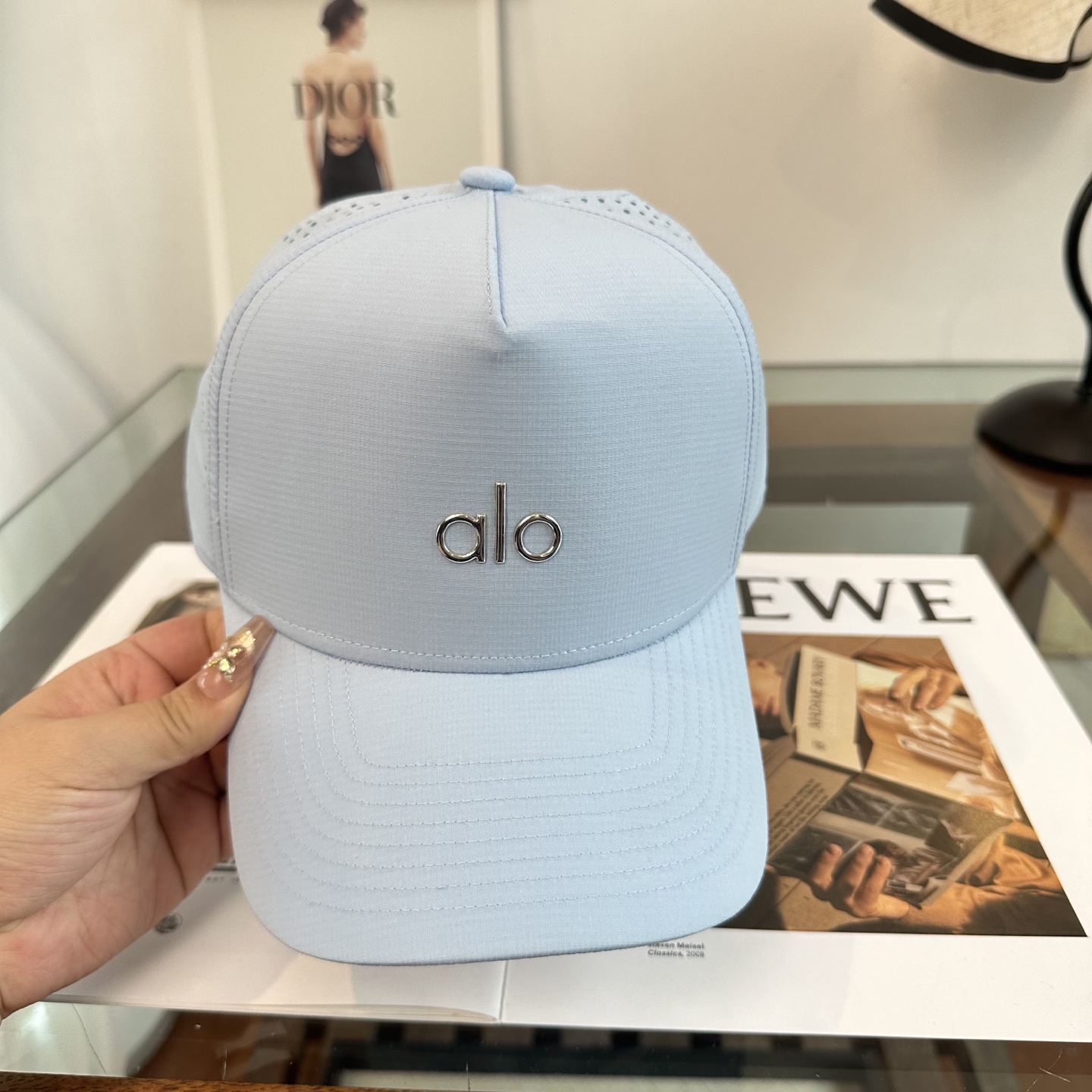 Alo 🔥爆款 新款棒球帽定制面料，简约时尚更透气，超火爆现货秒发