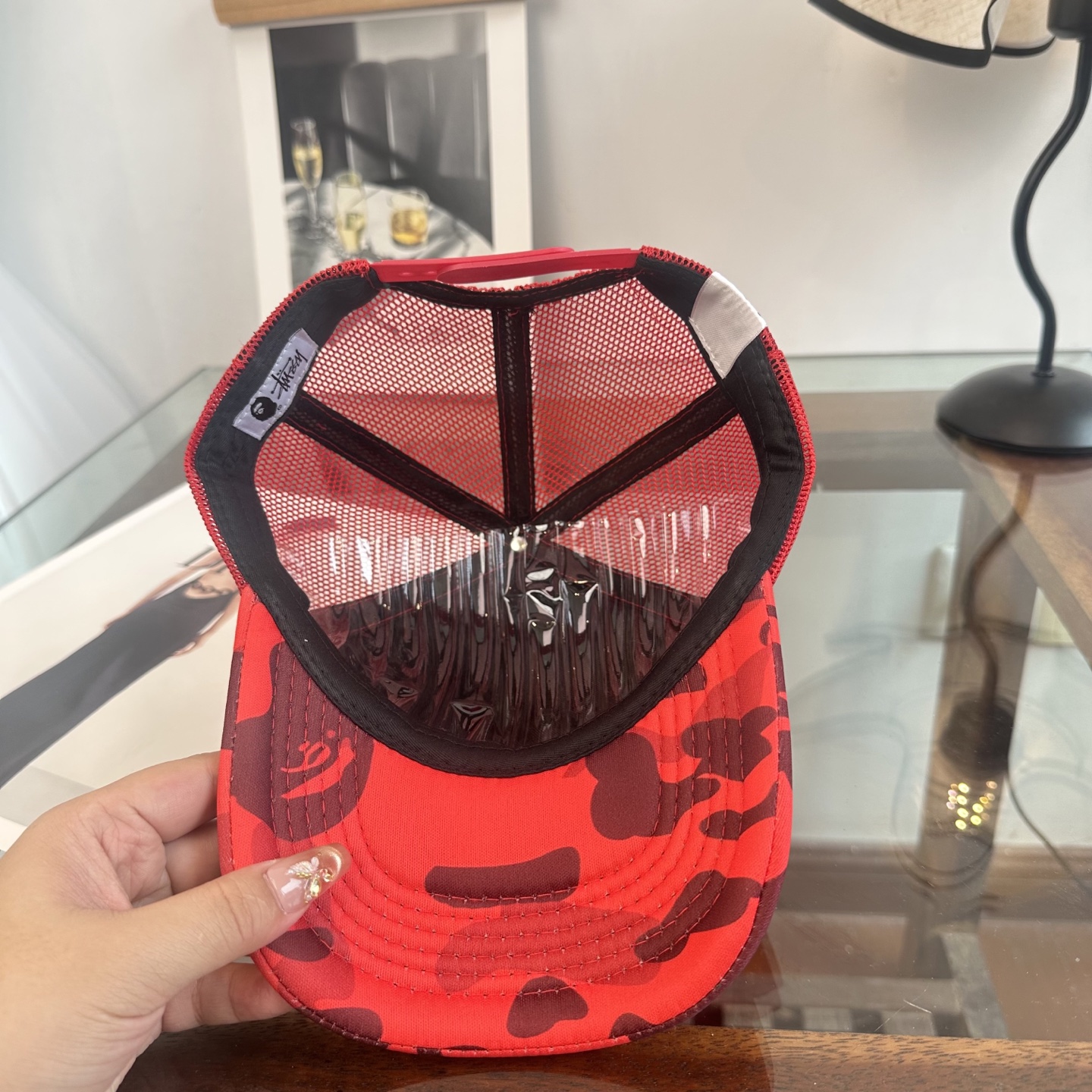 Stussy网眼 棒球帽纯色系给足街头风，时尚达人挚爱的色调精选效果超完美！细节做工无可挑剔！男女同款！