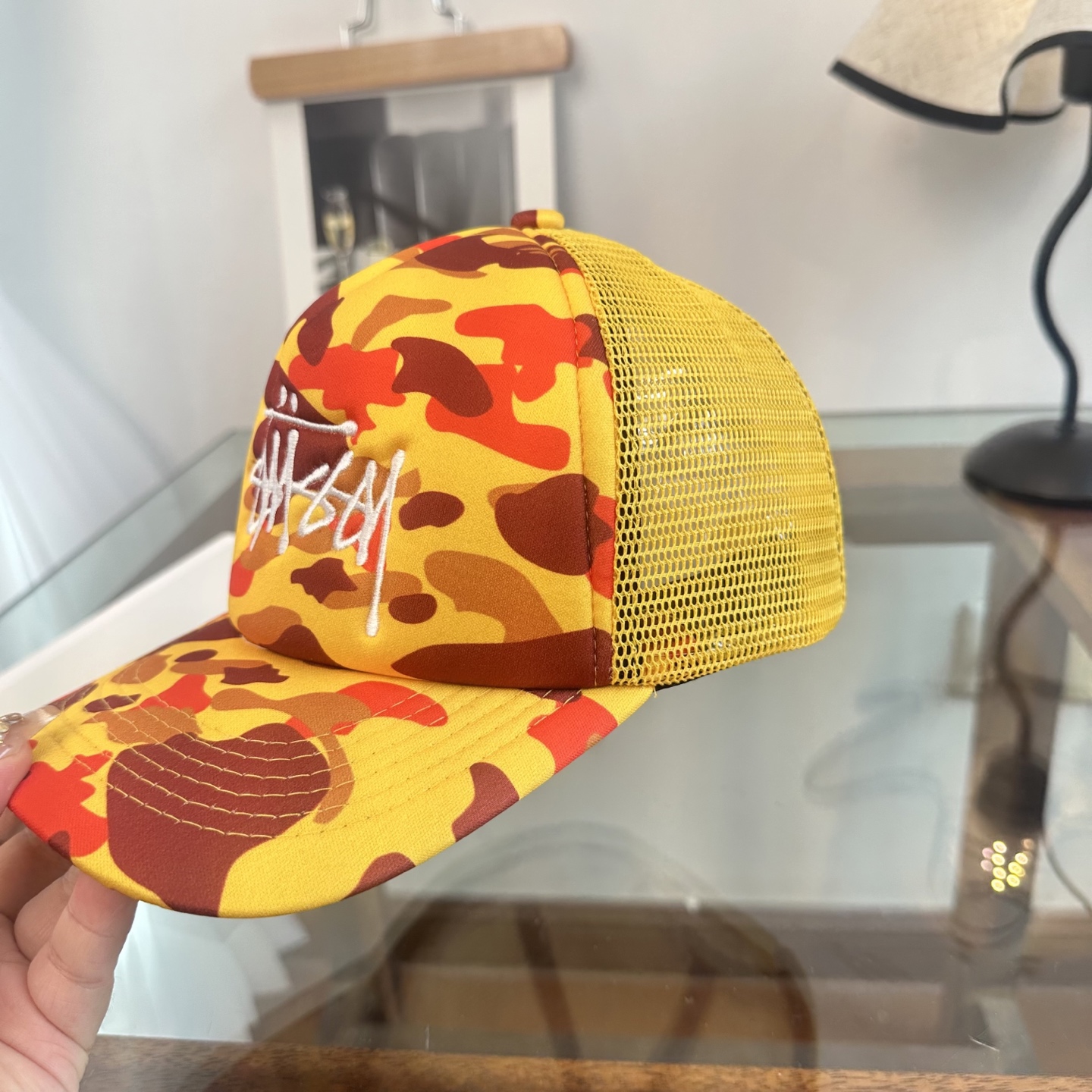 Stussy网眼 棒球帽纯色系给足街头风，时尚达人挚爱的色调精选效果超完美！细节做工无可挑剔！男女同款！