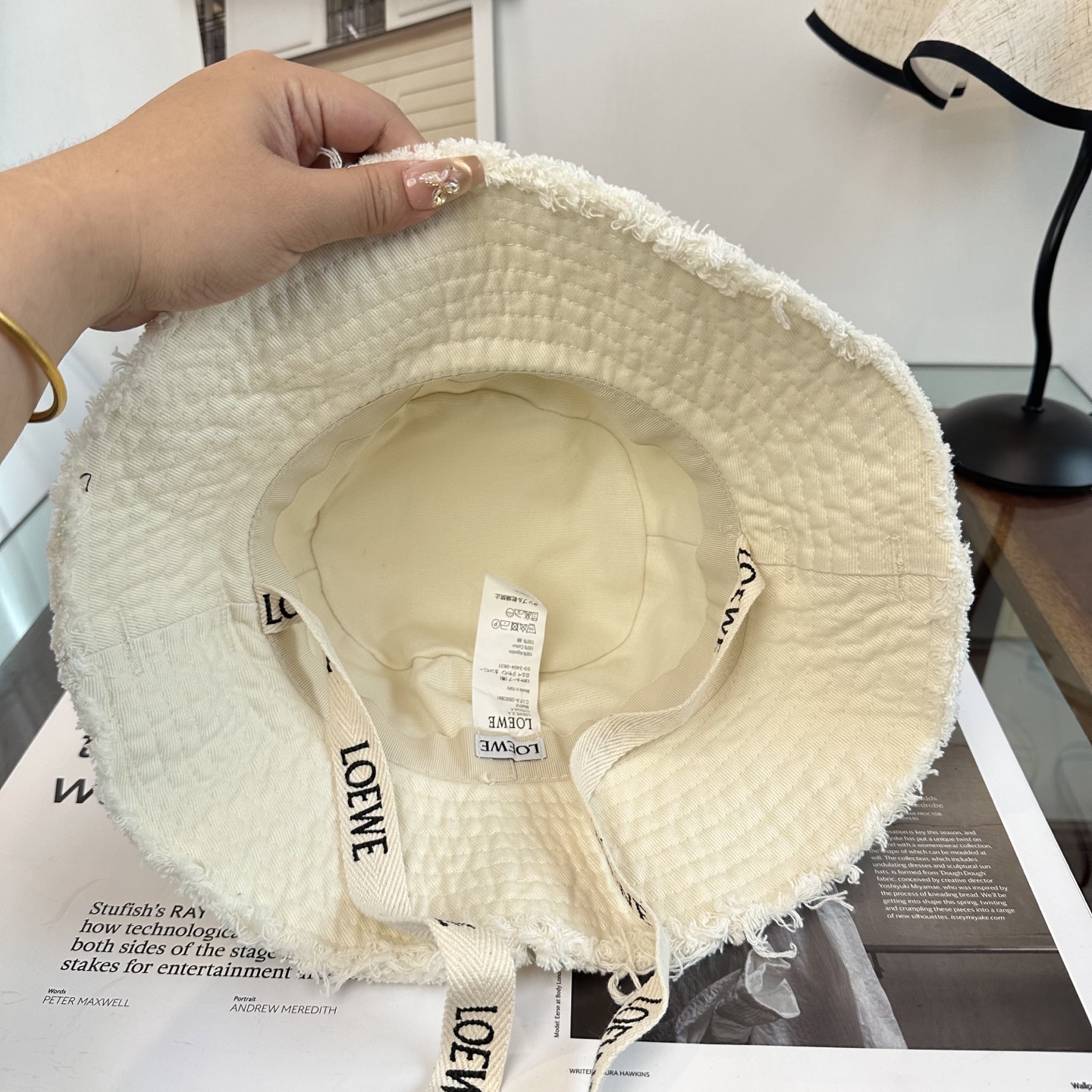 LOEWE罗意威 专柜新品渔夫帽，原单品质，内标齐全，头围57cm