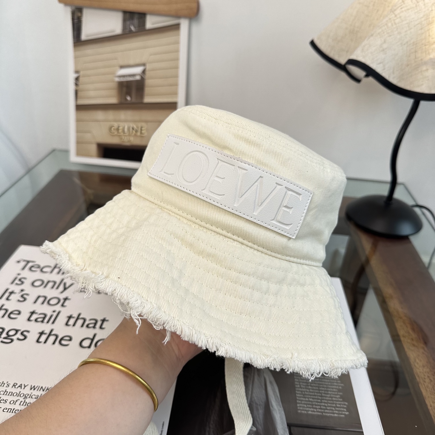 LOEWE罗意威 专柜新品渔夫帽，原单品质，内标齐全，头围57cm