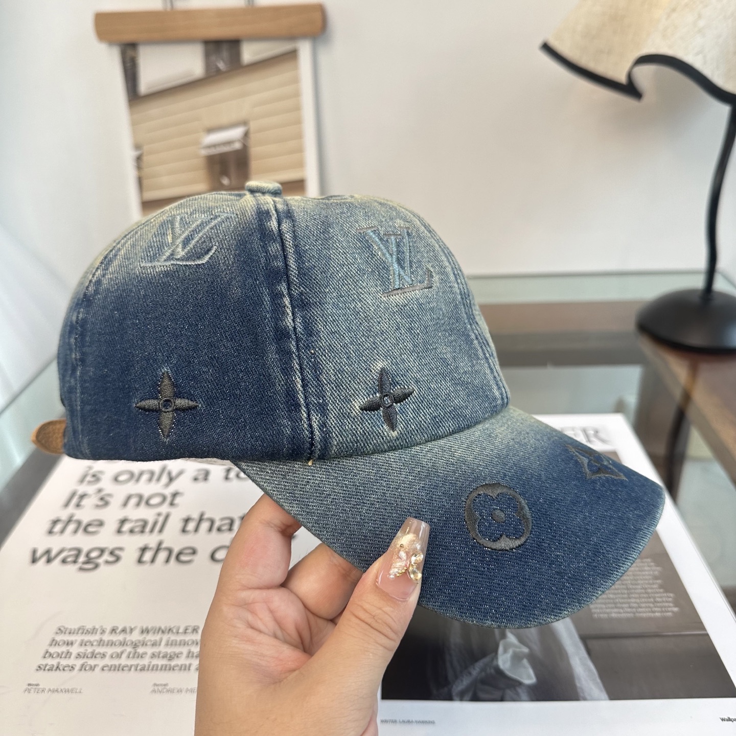 Louis Vuitton LouisVuitton 新款LV棒球帽，重工打造 高端 ，百搭款