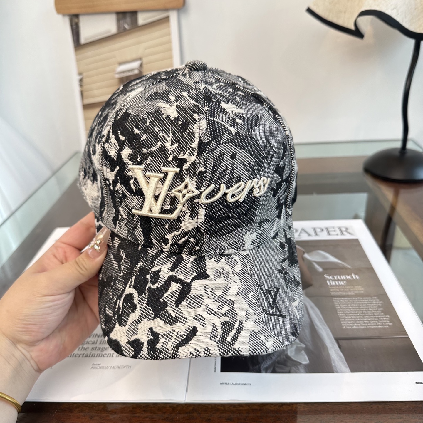 🧢路易威登棒球帽 LouisVuitton😍新款LV棒球帽，重工打造♥️高端大气，百搭款🤗男女通用！