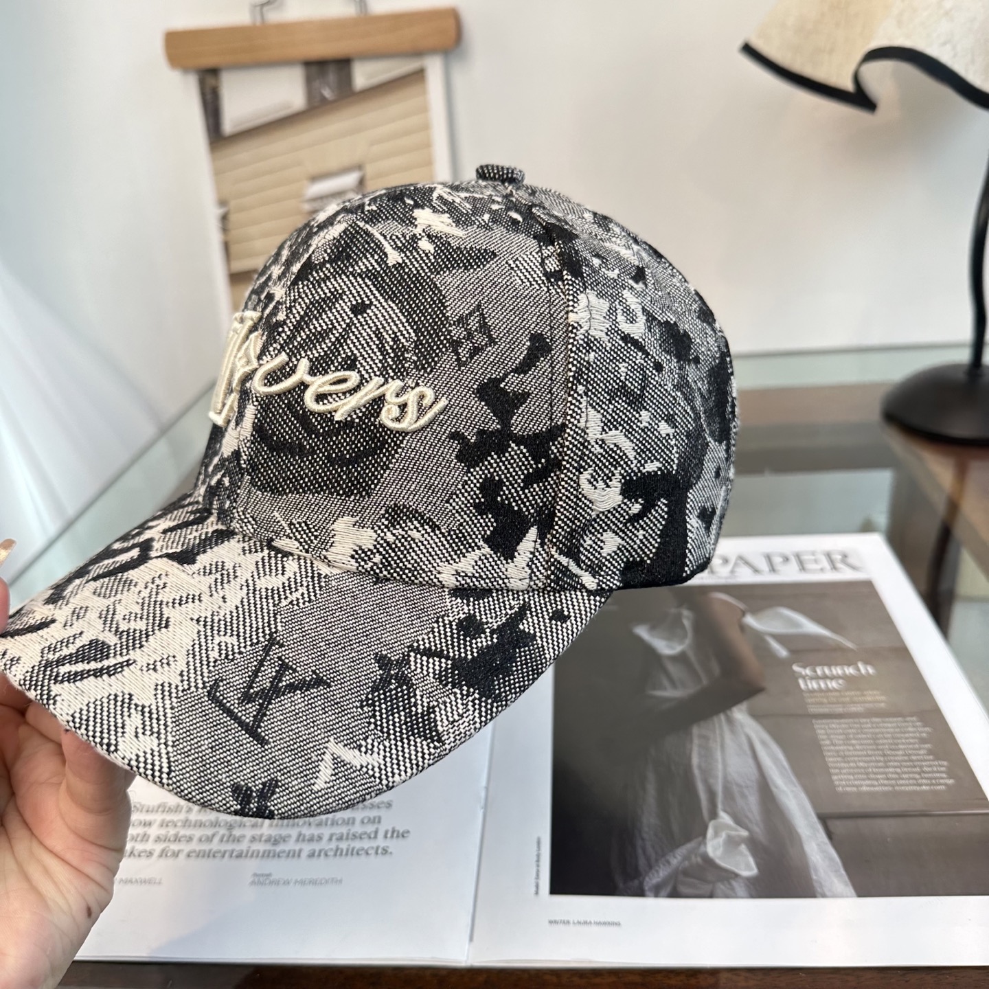 🧢路易威登棒球帽 LouisVuitton😍新款LV棒球帽，重工打造♥️高端大气，百搭款🤗男女通用！