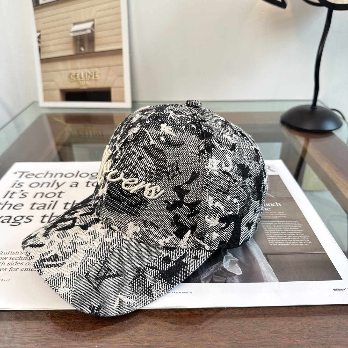 🧢路易威登棒球帽 LouisVuitton😍新款LV棒球帽，重工打造♥️高端大气，百搭款🤗男女通用！