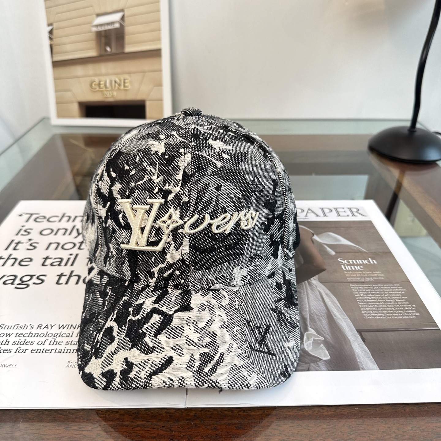 🧢路易威登棒球帽 LouisVuitton😍新款LV棒球帽，重工打造♥️高端大气，百搭款🤗男女通用！