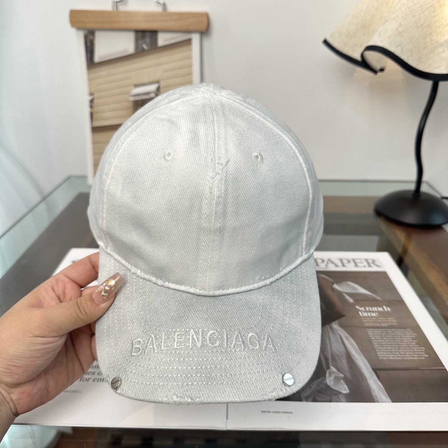 新品Balenciaga 巴黎世家字母新款棒球帽现货秒发🧢简约时尚超级无敌好看的帽子！情侣款！