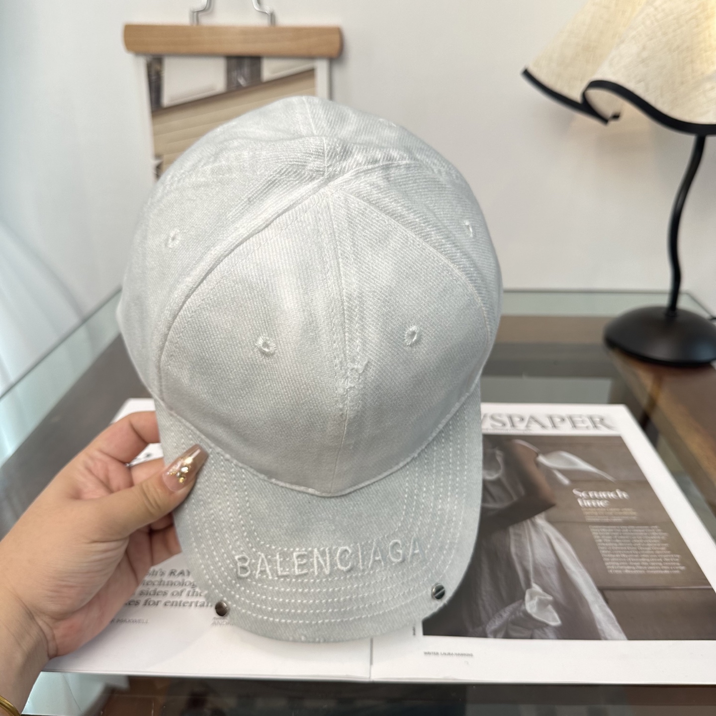 新品Balenciaga 巴黎世家字母新款棒球帽现货秒发🧢简约时尚超级无敌好看的帽子！情侣款！