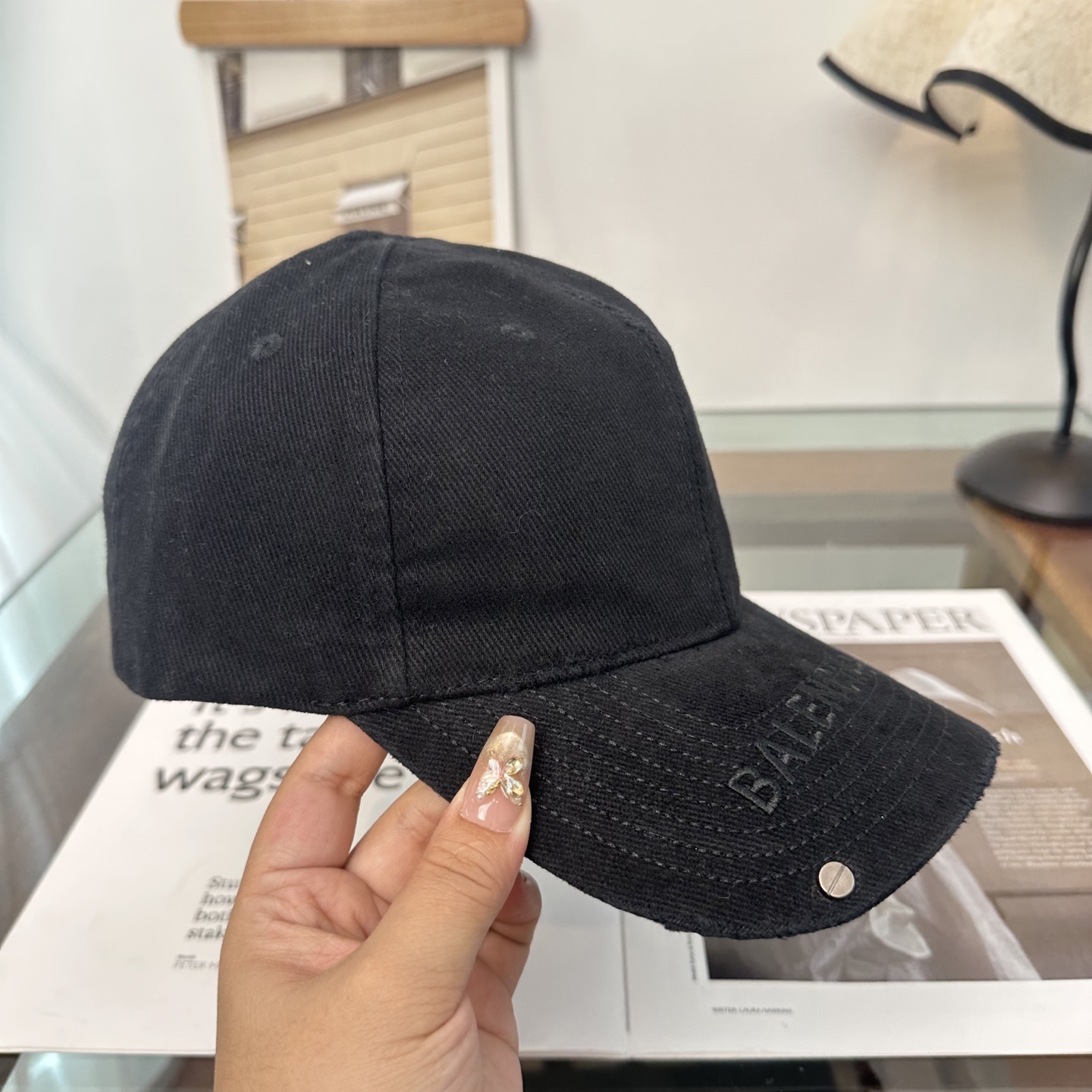 新品Balenciaga 巴黎世家字母新款棒球帽现货秒发🧢简约时尚超级无敌好看的帽子！情侣款！