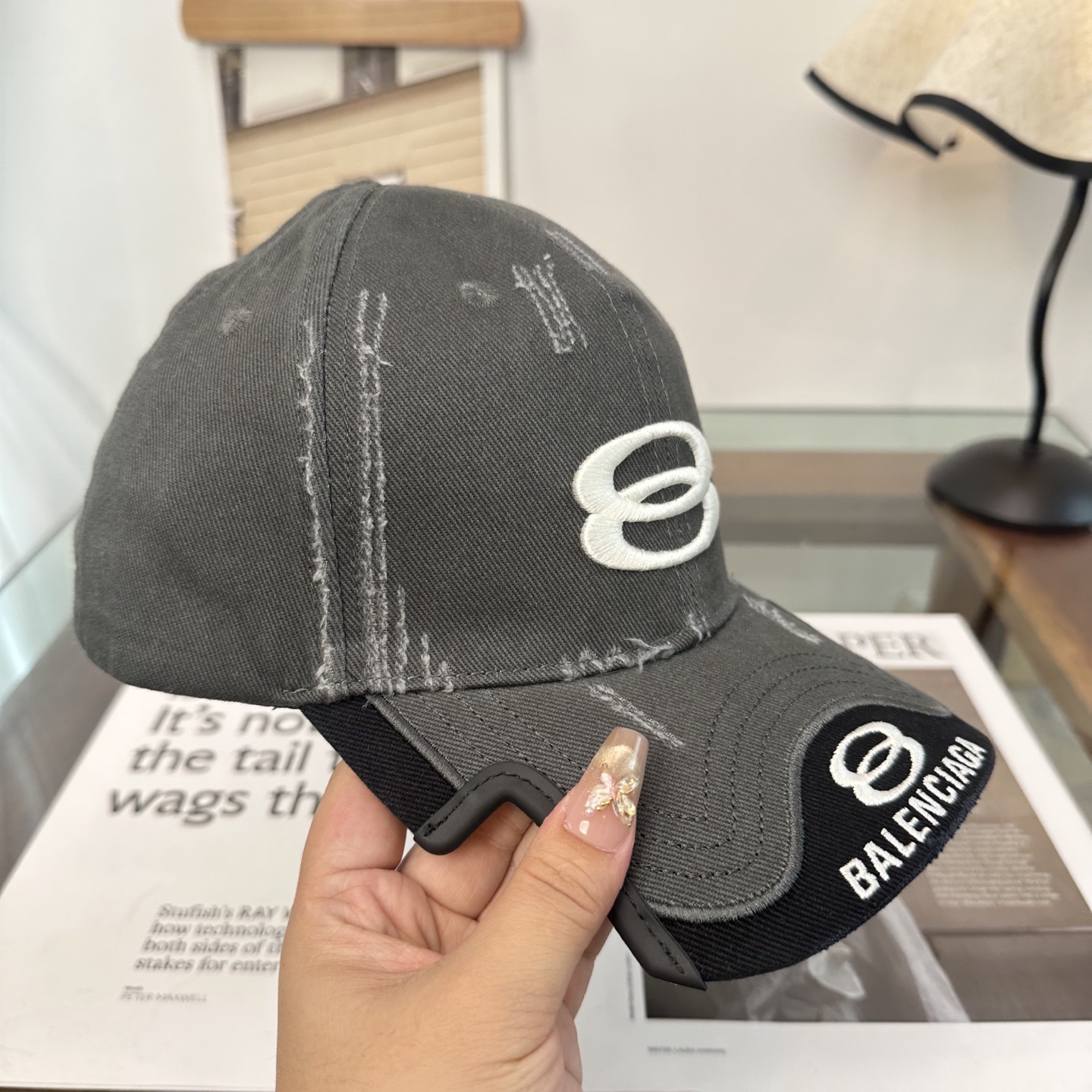 新品Balenciaga 巴黎世家字母新款棒球帽现货秒发🧢简约时尚超级无敌好看的帽子！情侣款！