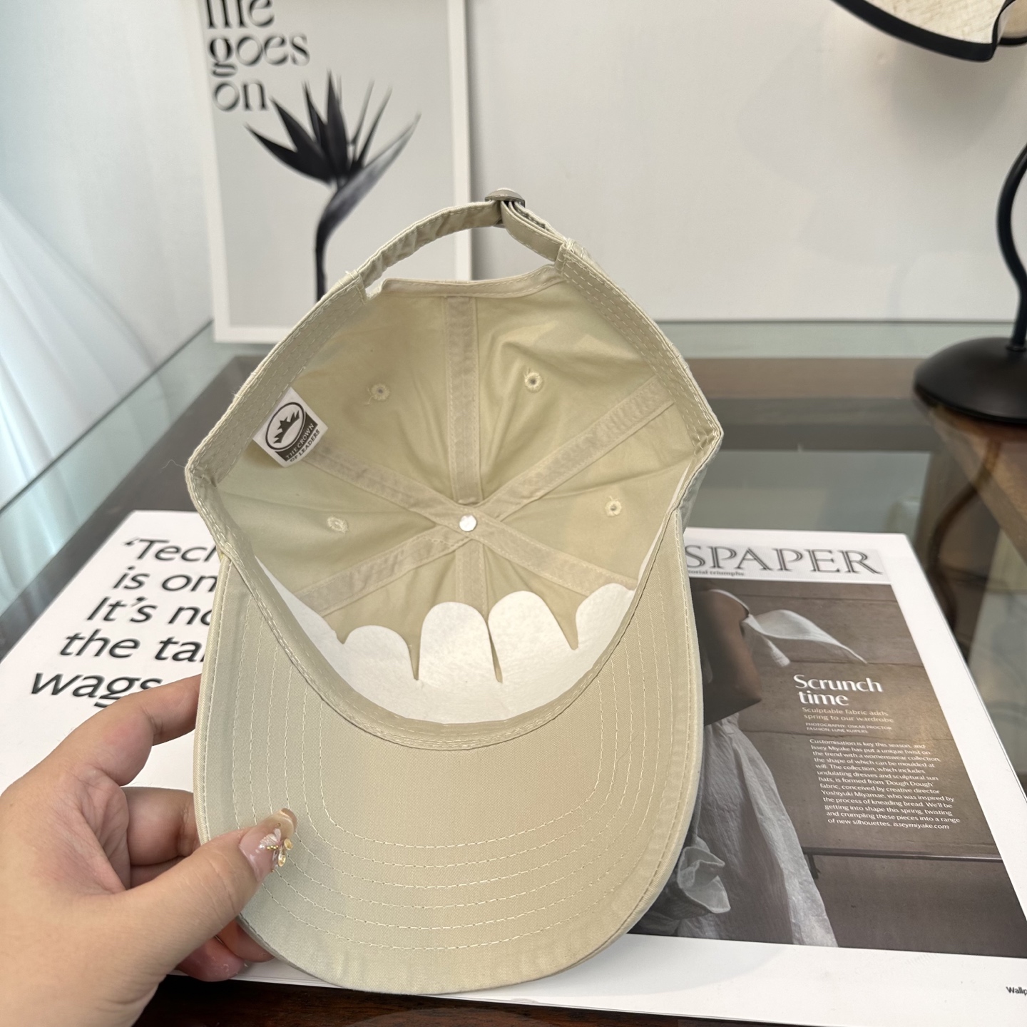 潮牌棒球帽 简单休闲风的棒球帽 减龄百搭 适配度很高！简单随性~出街拍照拗造型非常加分~男女同款 随意搭
