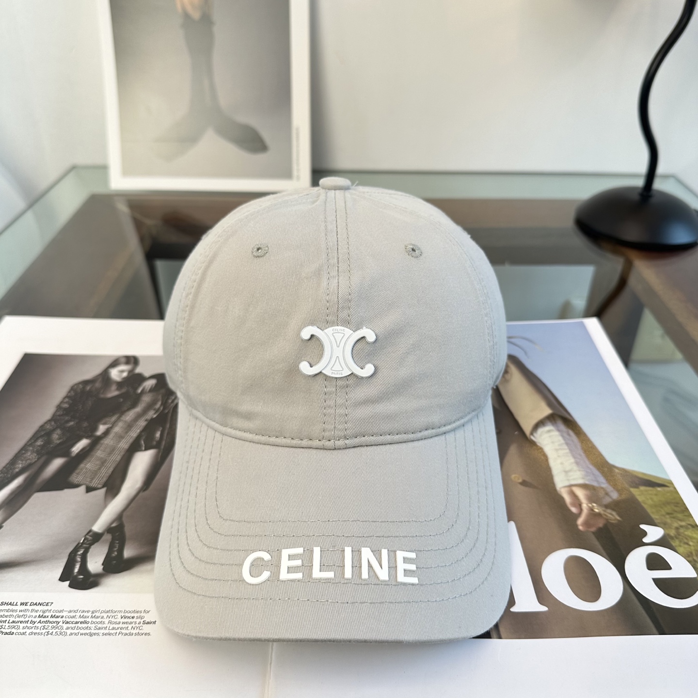 爆款CELINE（赛琳）简约明星同款最新棒球帽，时尚潮流，高端做工！每一个帽子都是用心之作！非一般的品质