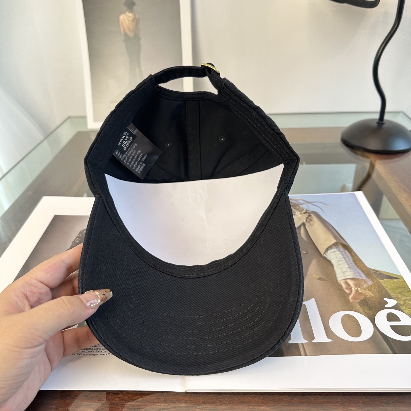 爆款CELINE（赛琳）简约明星同款最新棒球帽，时尚潮流，高端做工！每一个帽子都是用心之作！非一般的品质