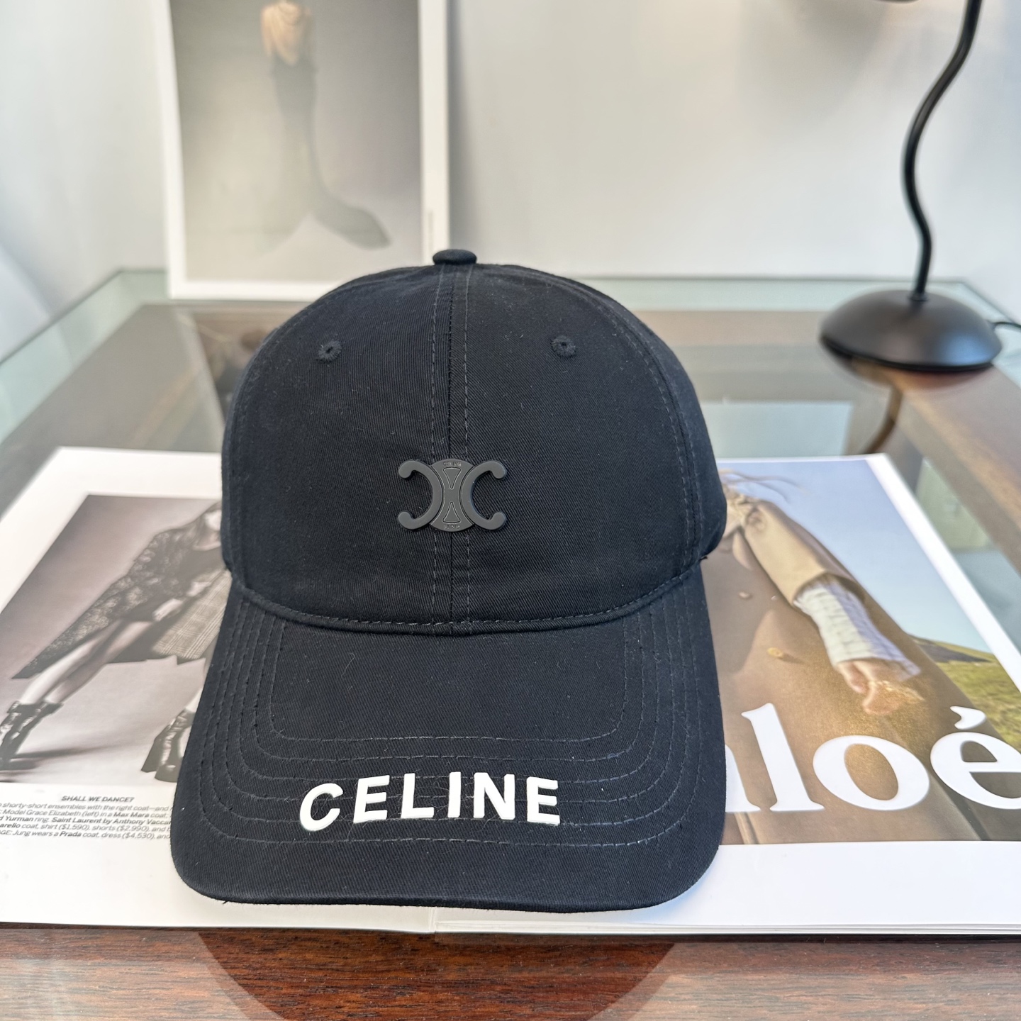 爆款CELINE（赛琳）简约明星同款最新棒球帽，时尚潮流，高端做工！每一个帽子都是用心之作！非一般的品质