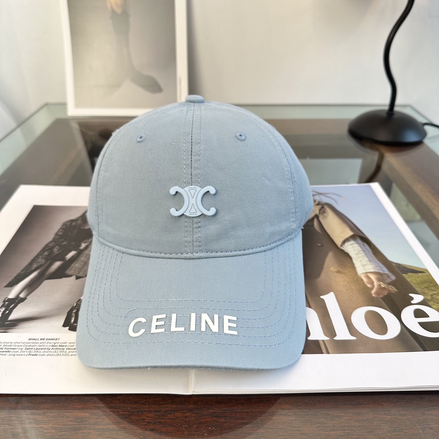 爆款CELINE（赛琳）简约明星同款最新棒球帽，时尚潮流，高端做工！每一个帽子都是用心之作！非一般的品质