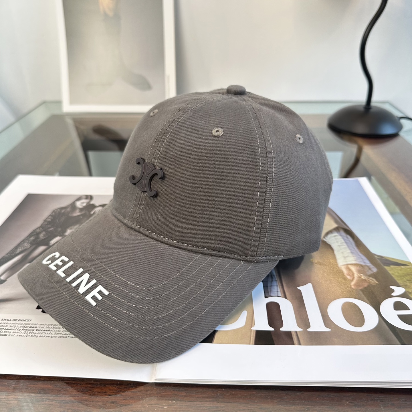 爆款CELINE（赛琳）简约明星同款最新棒球帽，时尚潮流，高端做工！每一个帽子都是用心之作！非一般的品质
