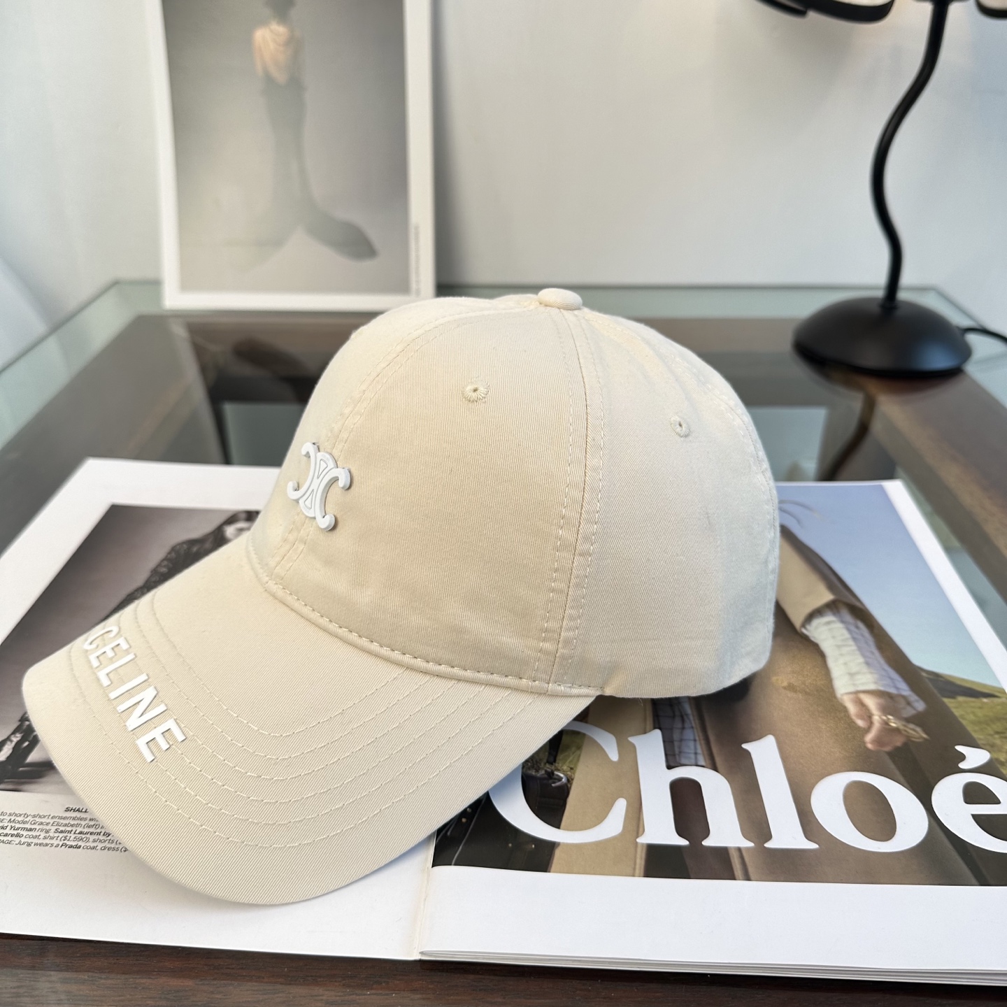 爆款CELINE（赛琳）简约明星同款最新棒球帽，时尚潮流，高端做工！每一个帽子都是用心之作！非一般的品质