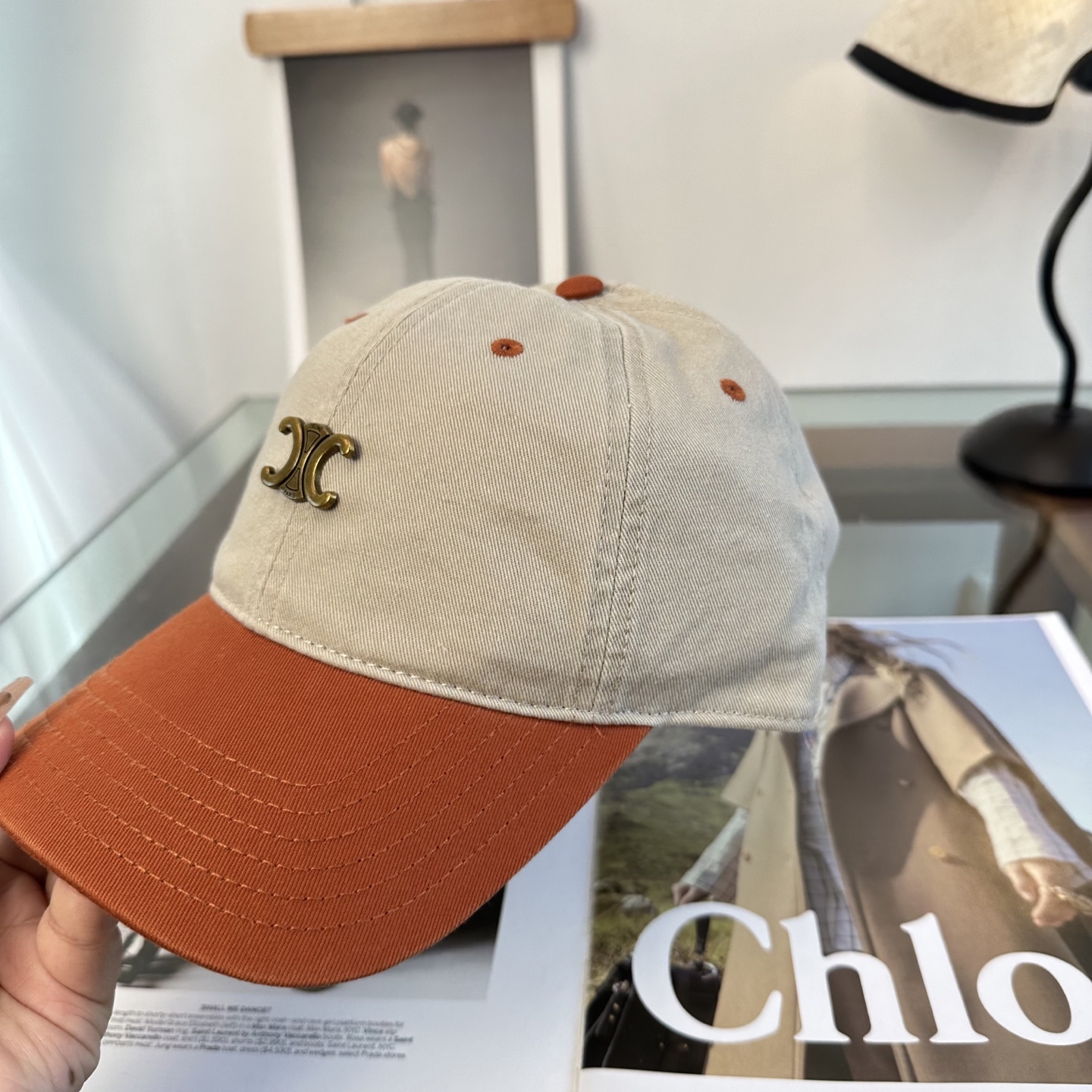 爆款CELINE（赛琳）简约明星同款最新棒球帽，时尚潮流，高端做工！每一个帽子都是用心之作！非一般的品质