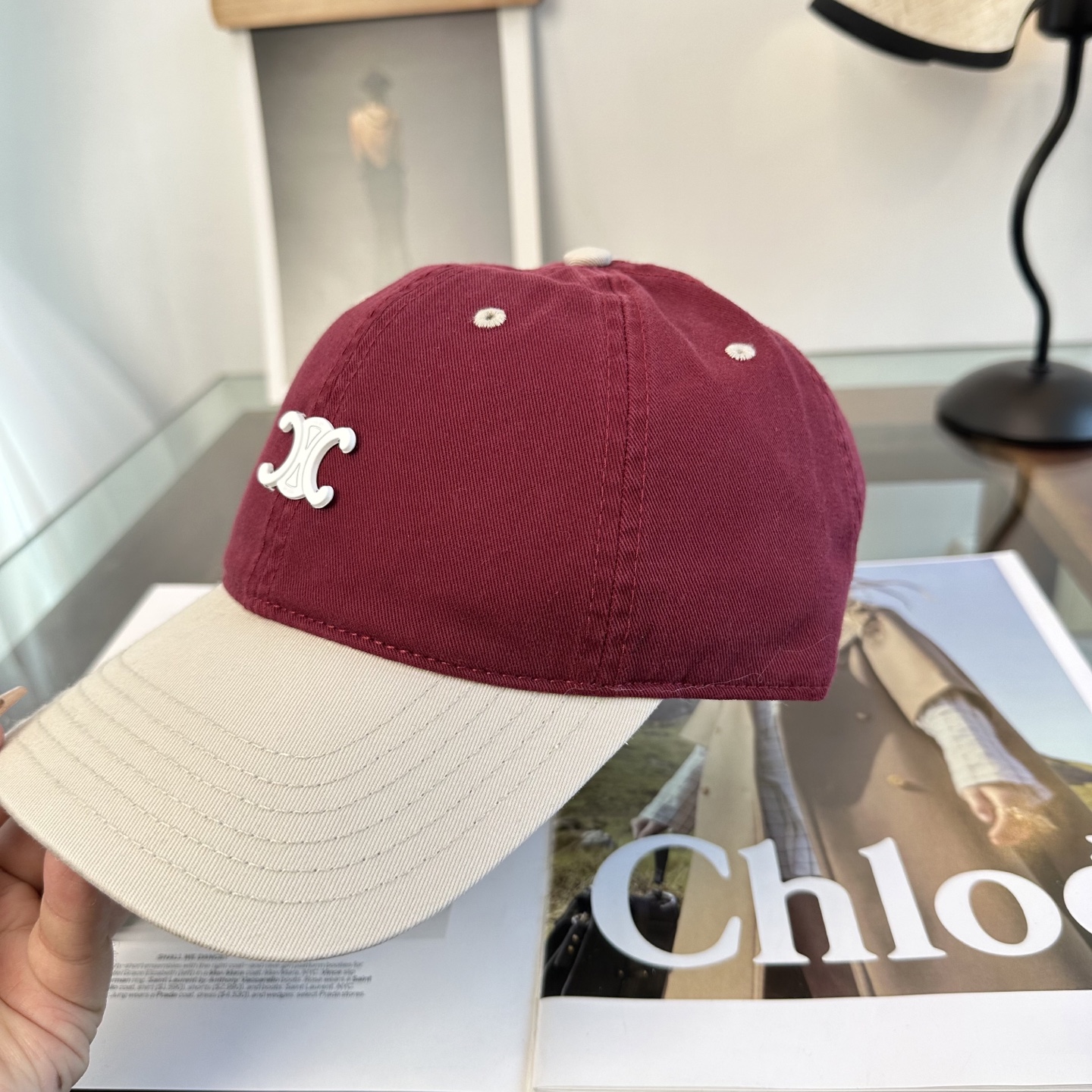 爆款CELINE（赛琳）简约明星同款最新棒球帽，时尚潮流，高端做工！每一个帽子都是用心之作！非一般的品质