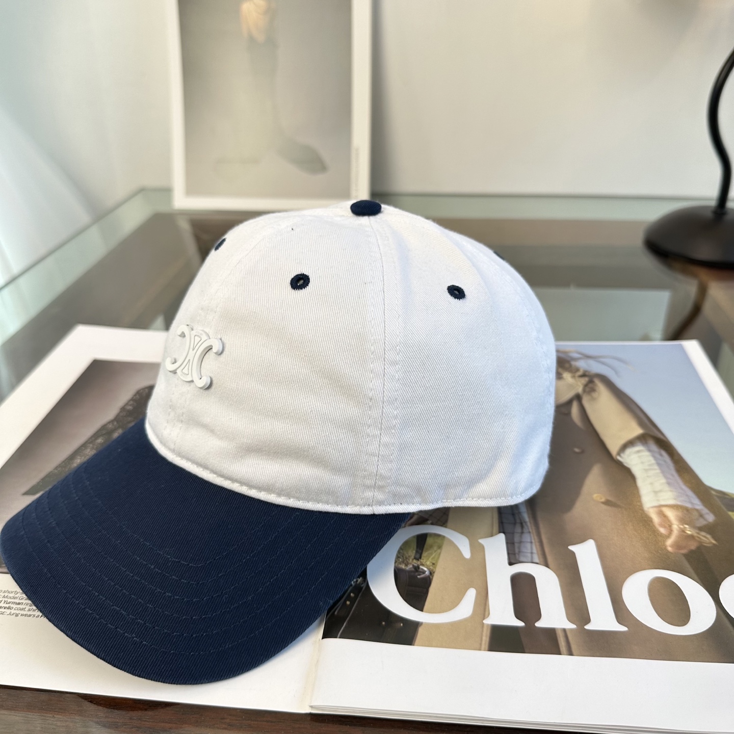 爆款CELINE（赛琳）简约明星同款最新棒球帽，时尚潮流，高端做工！每一个帽子都是用心之作！非一般的品质