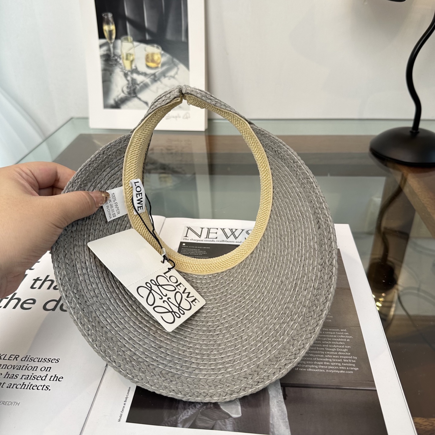 LOEWE 罗意威 2026春夏新款空顶帽，超甜超乖的小空顶🔝，细节和质感都拿捏得很完美！缤纷整个夏天
