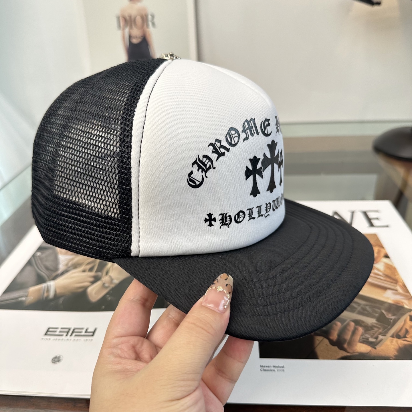 克罗心 经典网帽！专柜同售！真的超级多人在找这个系列的款式～～都是专柜颜色～～超级好看，有型又透气！设计
