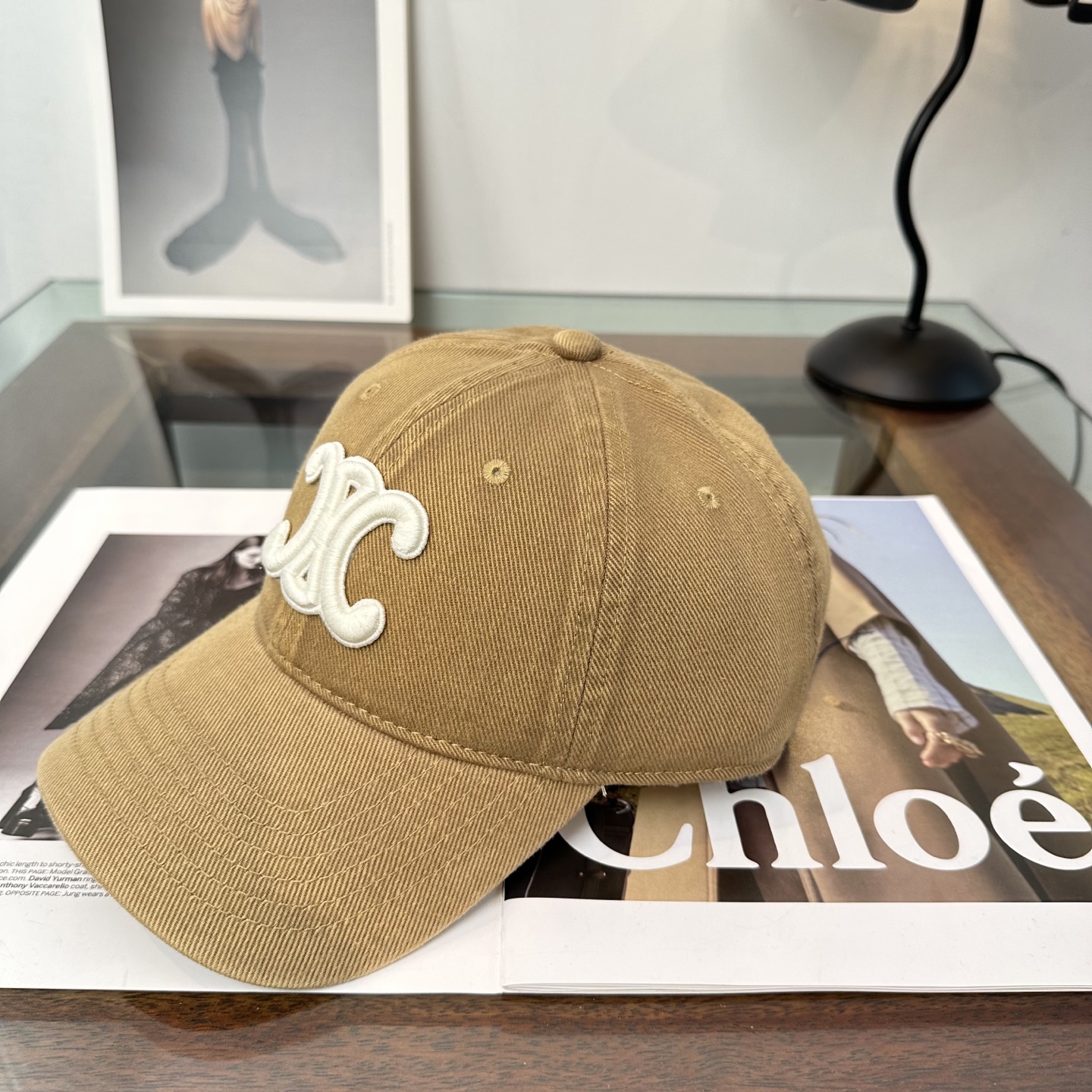 爆款CELINE（赛琳）简约明星同款最新棒球帽，时尚潮流，高端做工！每一个帽子都是用心之作！非一般的品质