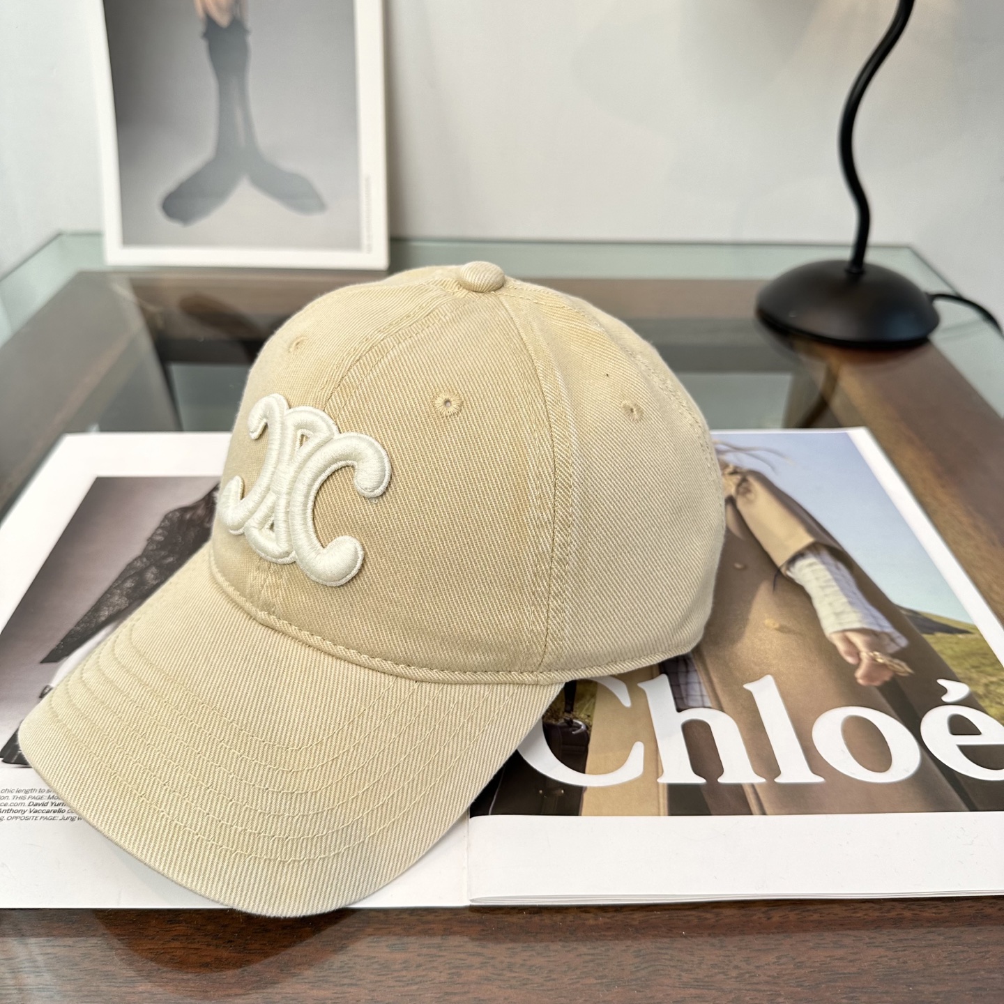 爆款CELINE（赛琳）简约明星同款最新棒球帽，时尚潮流，高端做工！每一个帽子都是用心之作！非一般的品质