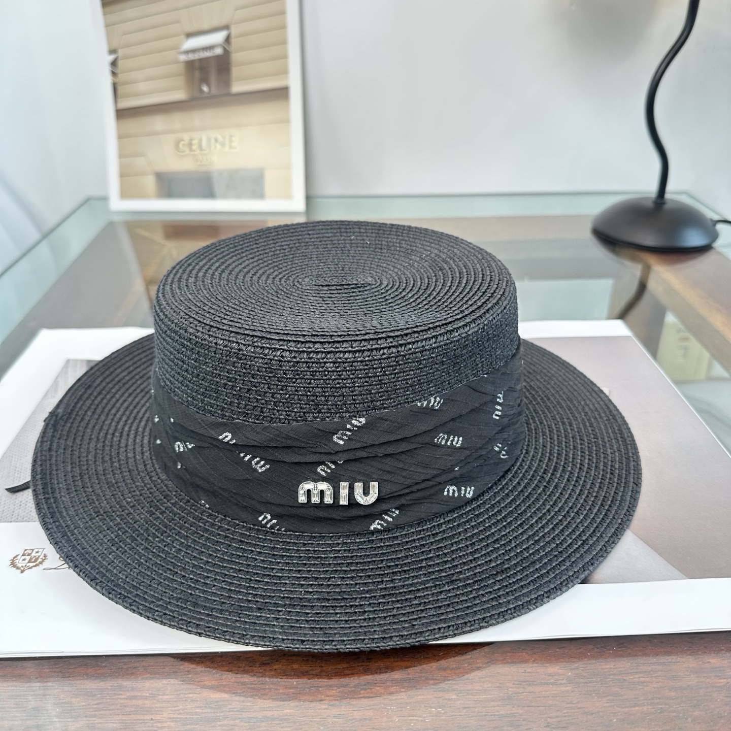 miumiu缪缪 2026新款平顶草帽 夏天海边首选～新款材质编织而成～质感满分💯
