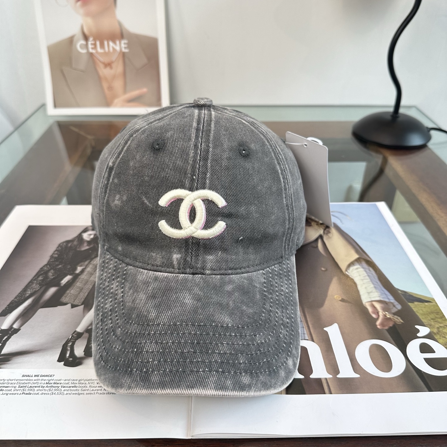 CHANEL香奈儿 新款棒球帽帽子的版型很好，不管怎么搭配都好看，春夏look配饰😎