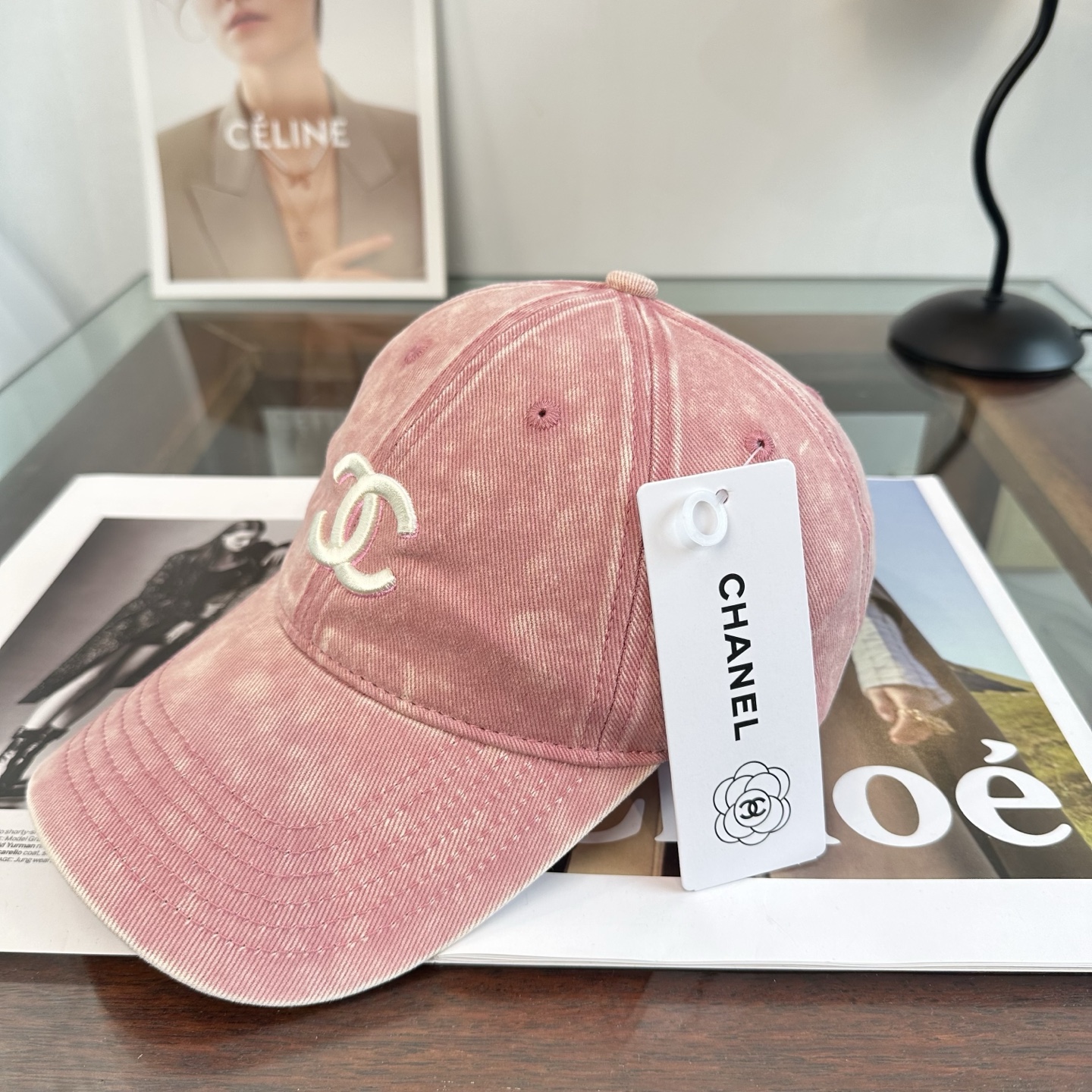 CHANEL香奈儿 新款棒球帽帽子的版型很好，不管怎么搭配都好看，春夏look配饰😎