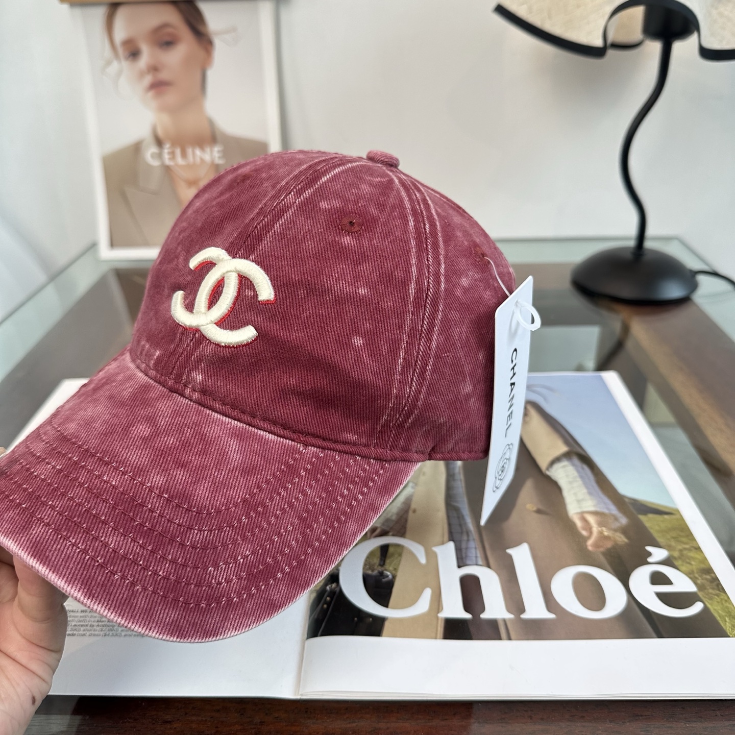 CHANEL香奈儿 新款棒球帽帽子的版型很好，不管怎么搭配都好看，春夏look配饰😎