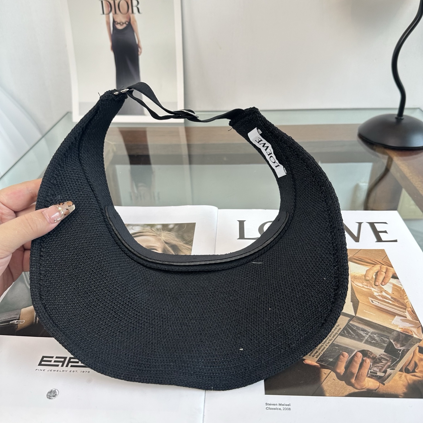 LOEWE 罗意威 2026春夏新款空顶帽，超甜超乖的小空顶🔝，细节和质感都拿捏得很完美！缤纷整个夏天