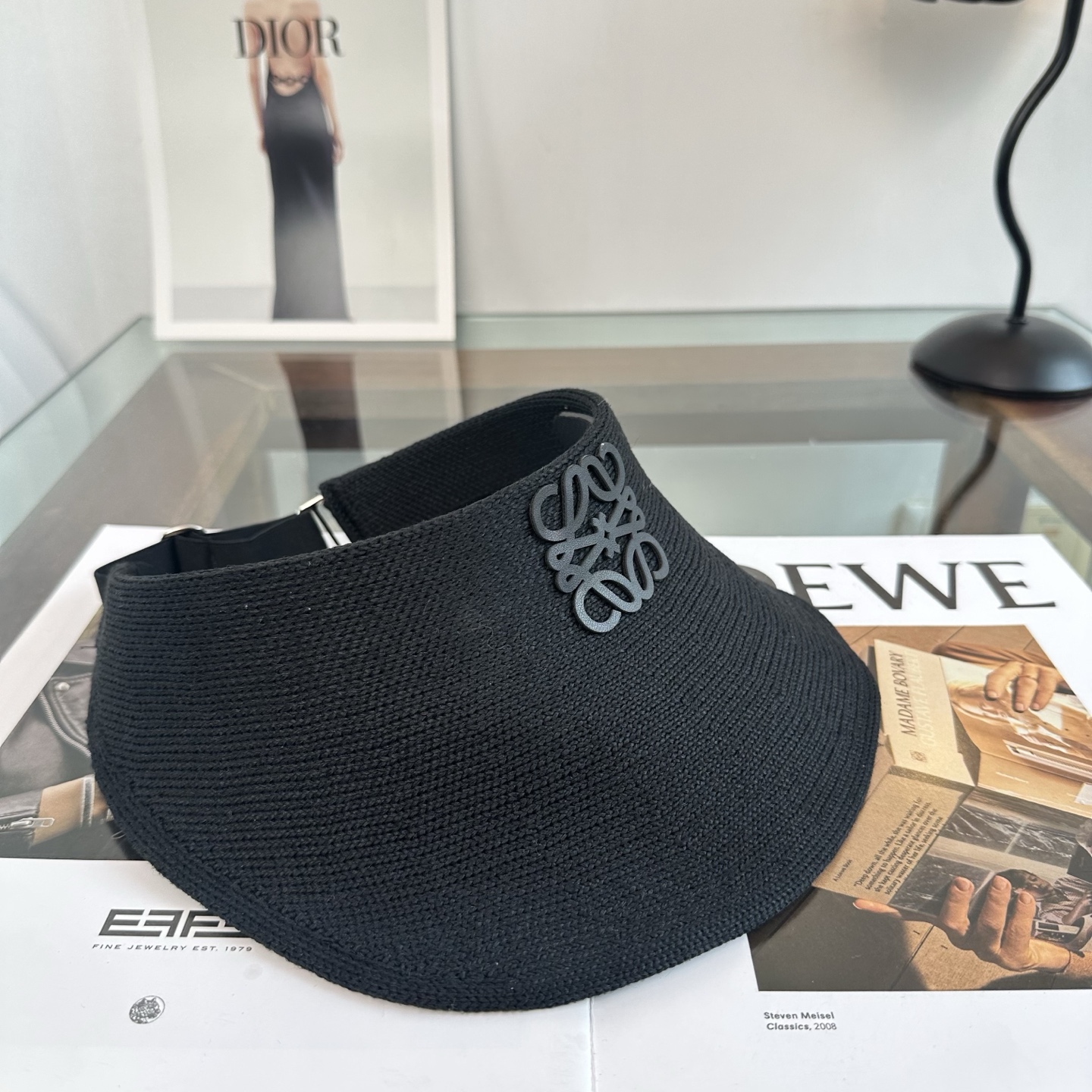 LOEWE 罗意威 2026春夏新款空顶帽，超甜超乖的小空顶🔝，细节和质感都拿捏得很完美！缤纷整个夏天