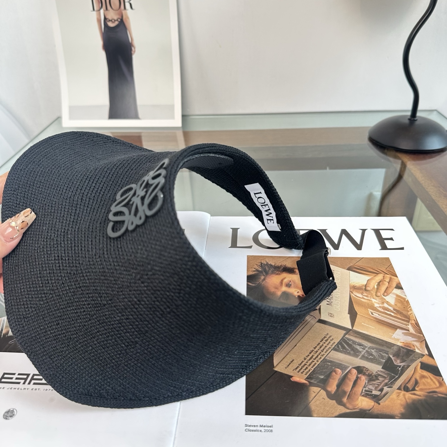 LOEWE 罗意威 2026春夏新款空顶帽，超甜超乖的小空顶🔝，细节和质感都拿捏得很完美！缤纷整个夏天