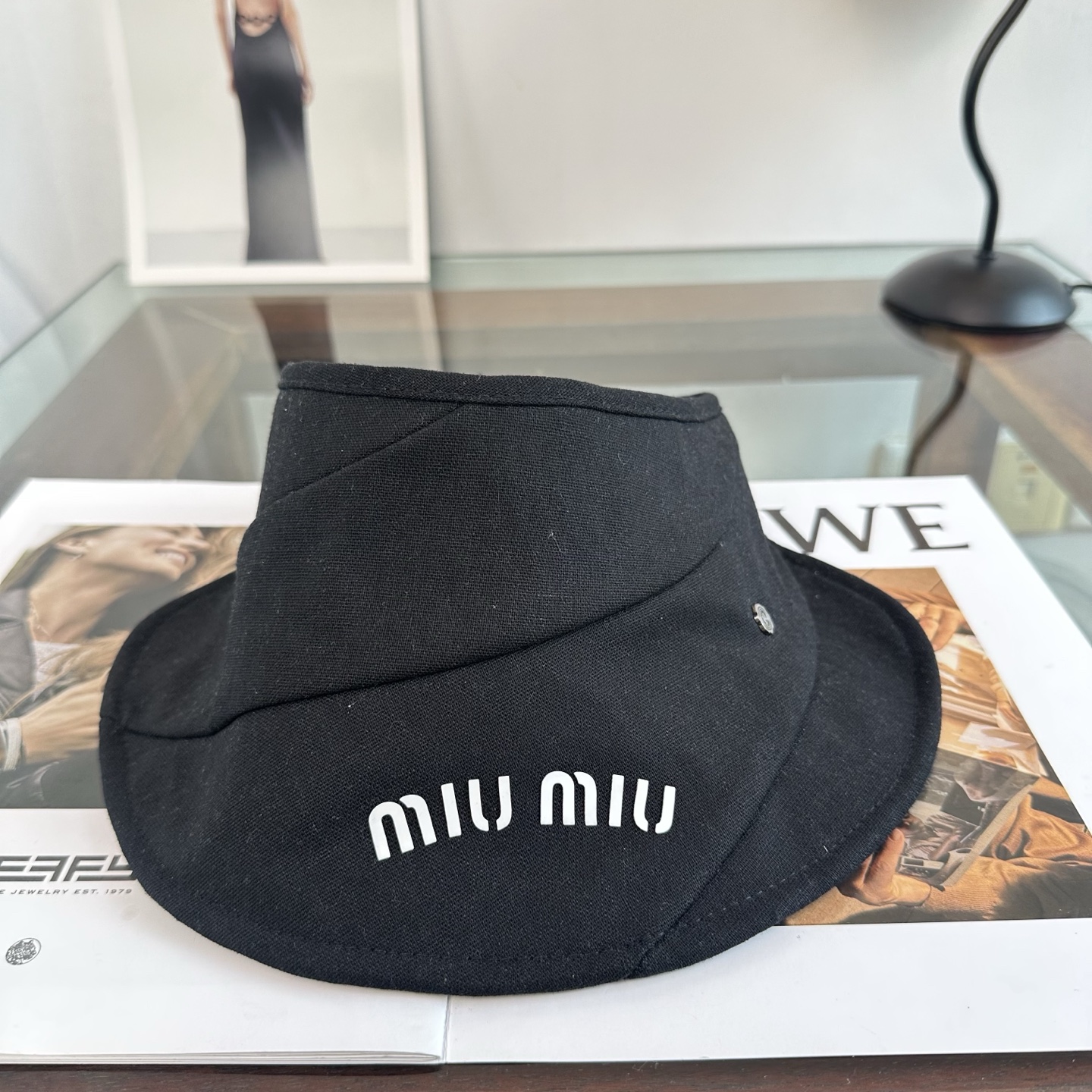 Miu Miu 超甜超乖的小空顶 ，细节和质感都拿捏得很完美 缤纷整个夏天
