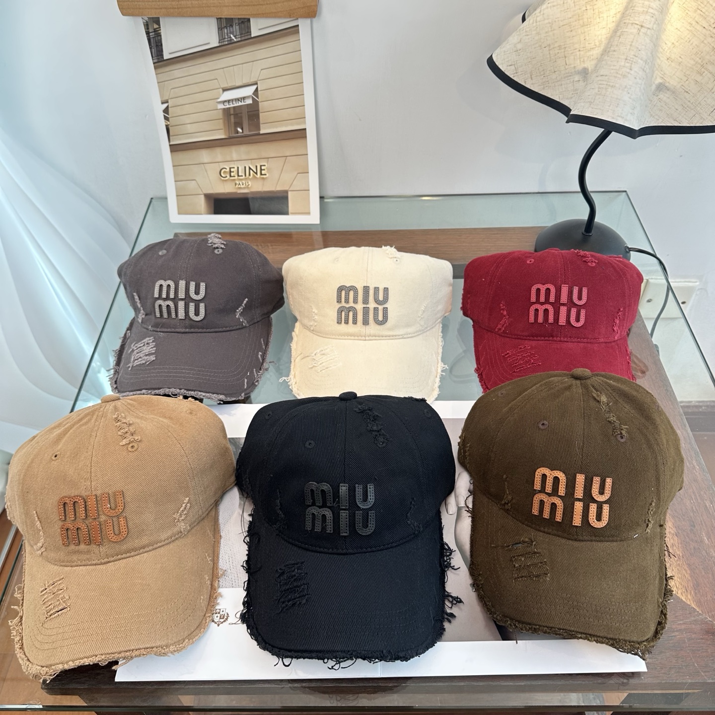Miu Miu 谬谬miumiu 新款棒球帽， 开模订制， 做工细致质量超赞