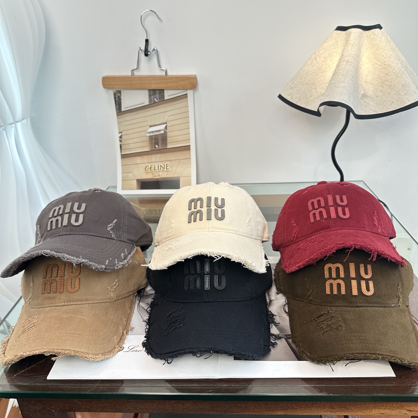 Miu Miu 谬谬miumiu 新款棒球帽， 开模订制， 做工细致质量超赞