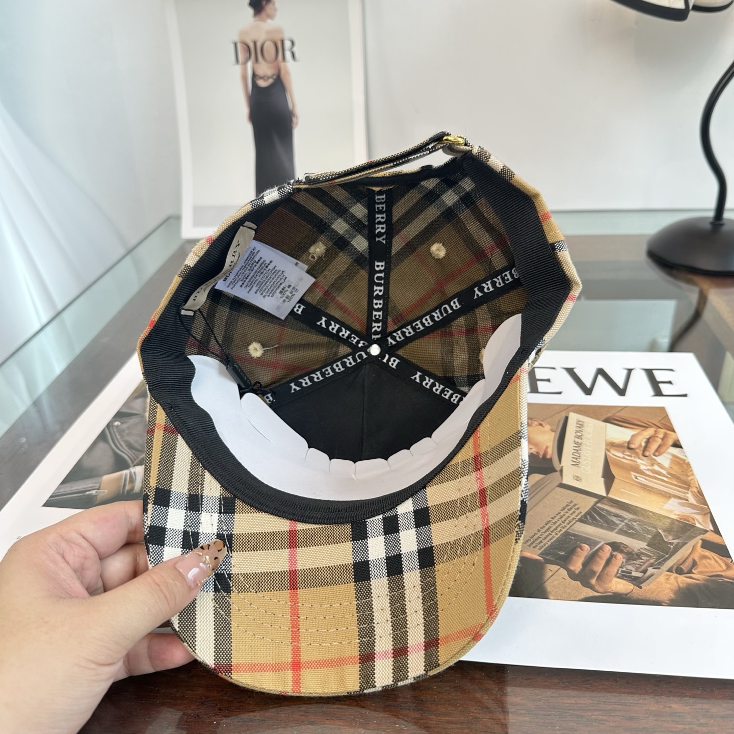 巴宝莉BURBERRY官网同步上线 韩版新款英伦风定制款1:1原单品质 男女通用棒球帽 美邦工艺 高版品