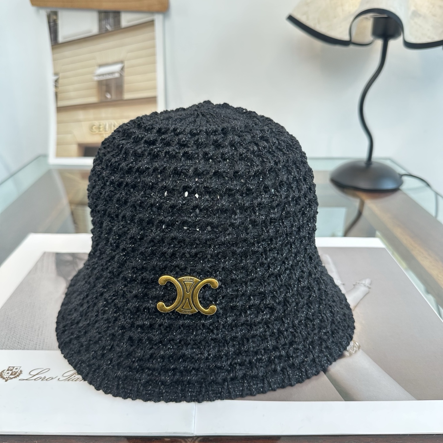 赛琳CELINE新款拉菲草帽，纯手工钩织，产量极少，重工打造，专柜同款，头围57cm