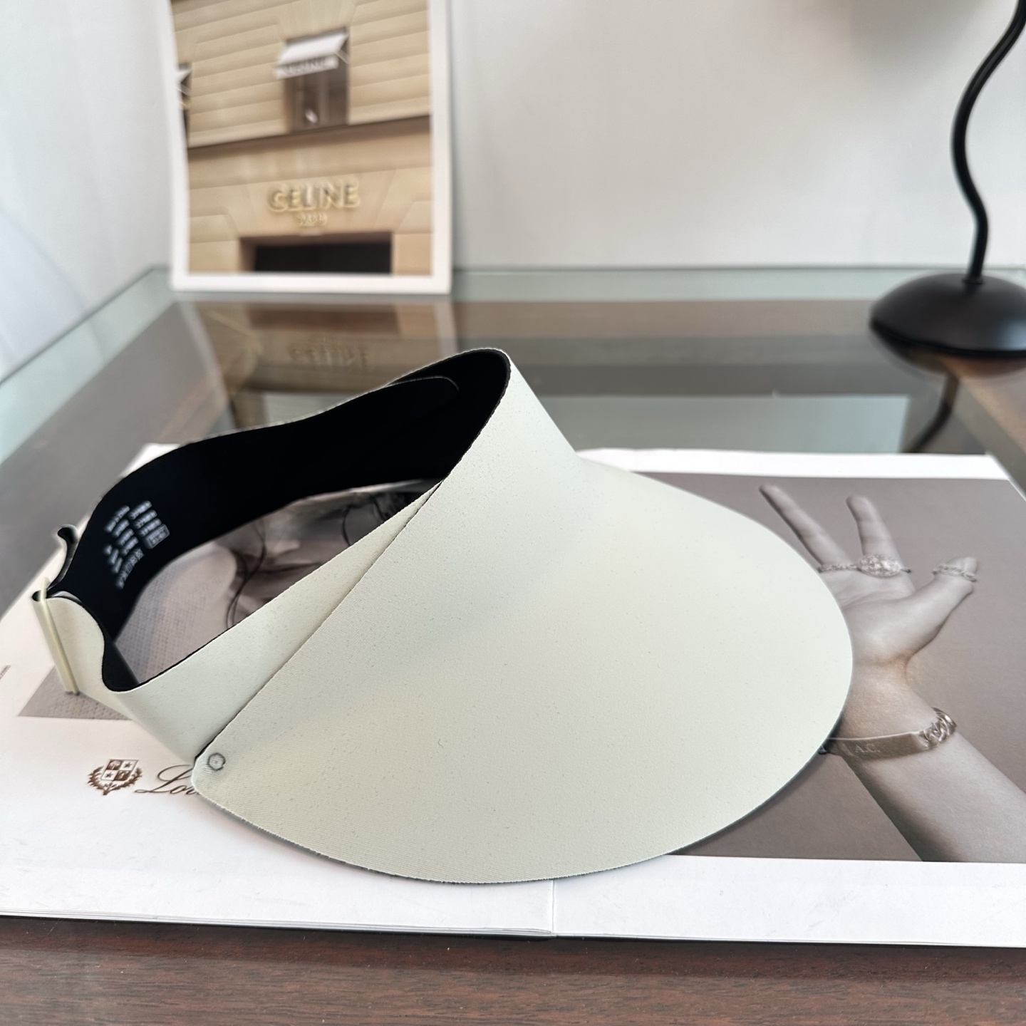 Miu Miu miumiu缪缪2026春夏新款空顶帽，超甜超乖的小空顶 ，细节和质感都拿捏得很完美 缤纷整个夏天
