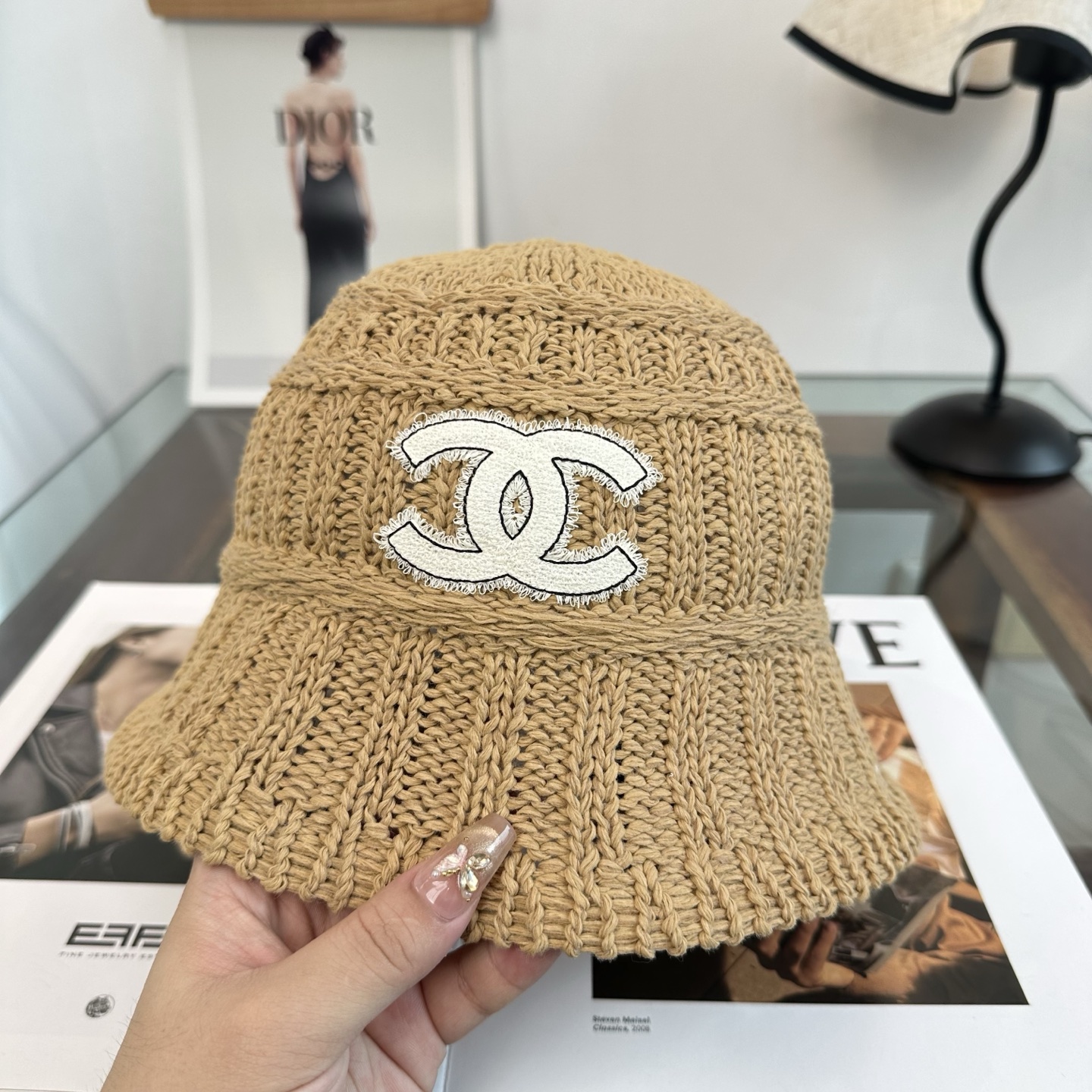 Chanel CHANEL香奈儿 渔夫帽 让兼顾 和遮阳的简约桶帽